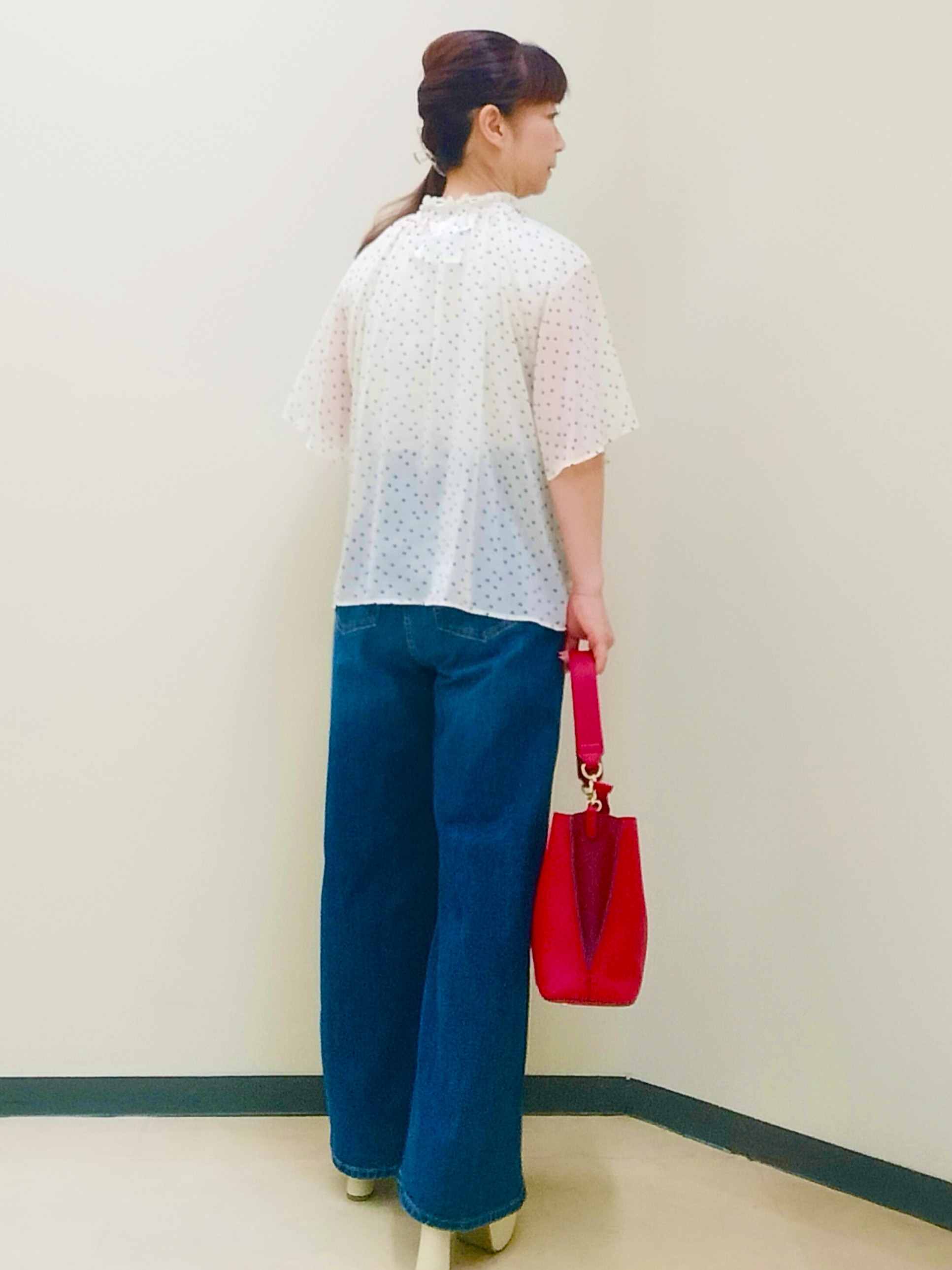 花さんの「Reflect｜【セットアップ／手洗い可】ドット柄シアーブラウス」を使ったコーディネート