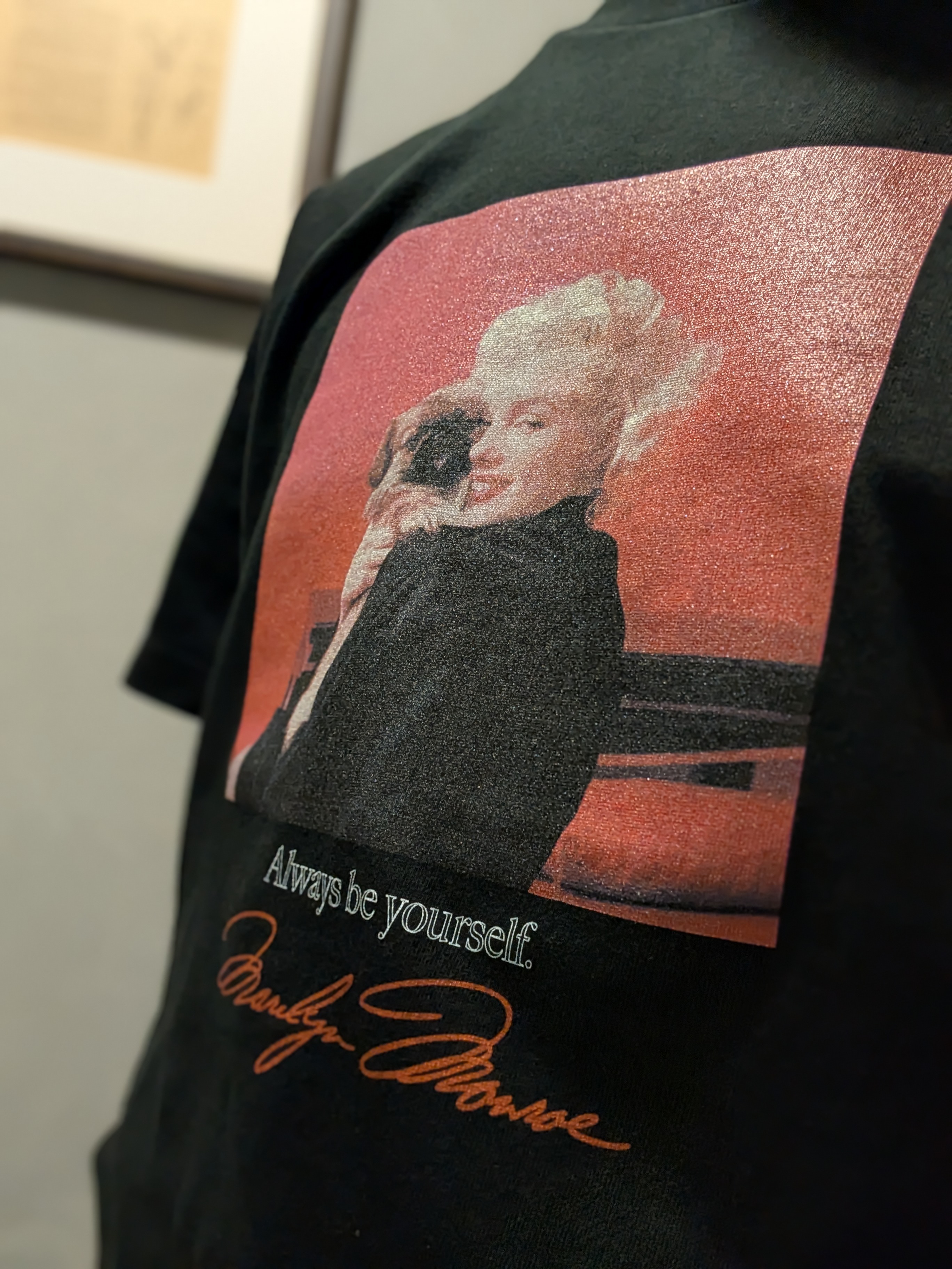 yasuさんの「TAKEO KIKUCHI｜【別注】マリリン・モンロー/フォトTシャツ」を使ったコーディネート