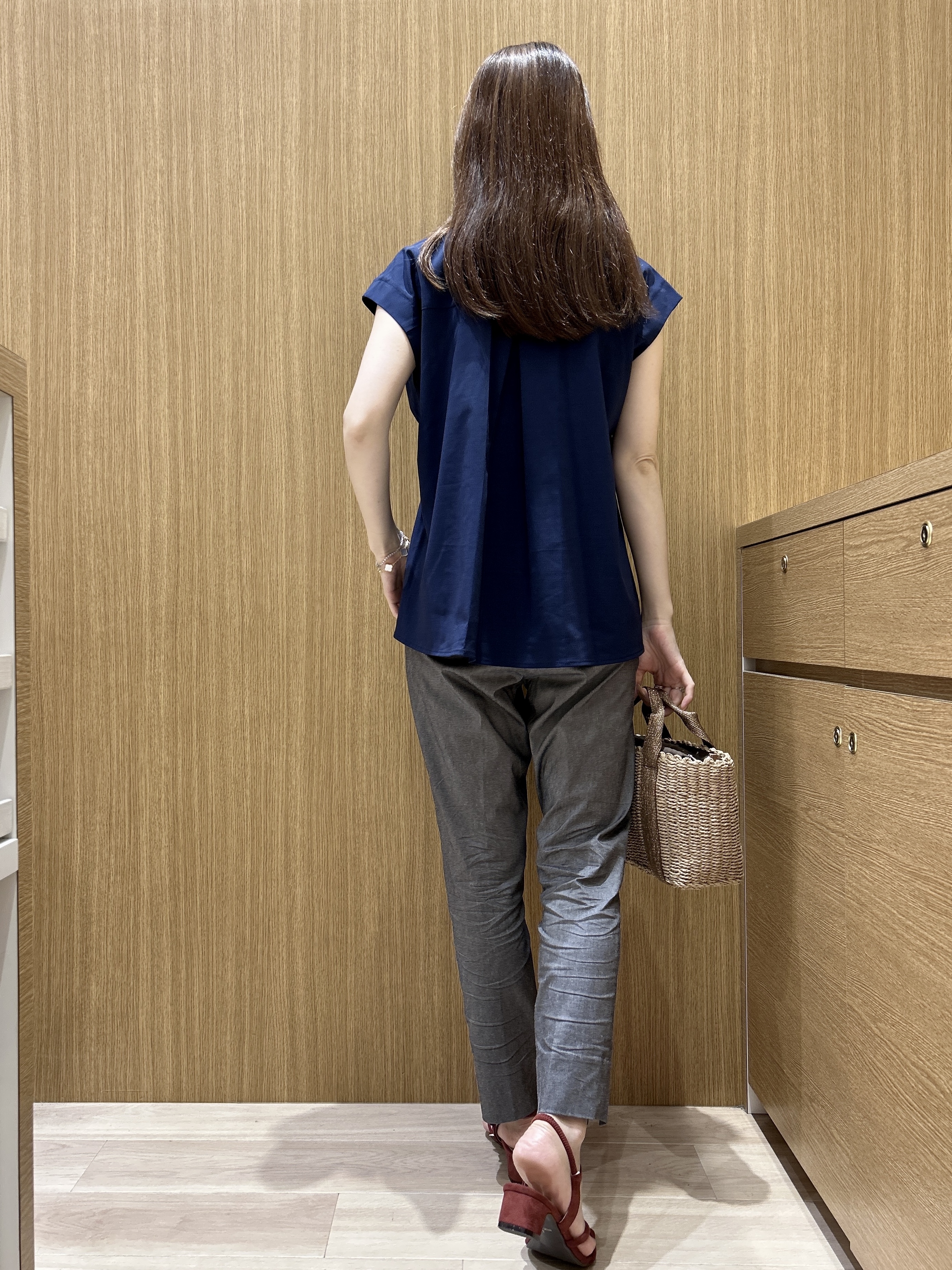 maiさんの「OPAQUE.CLIP｜タックペプラムブラウス【洗濯機OK】」を使ったコーディネート