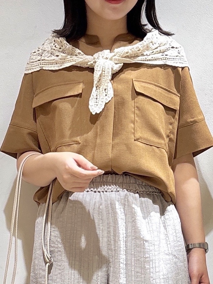 るねさんの「SHOO･LA･RUE｜レース編み三角ショール」を使ったコーディネート