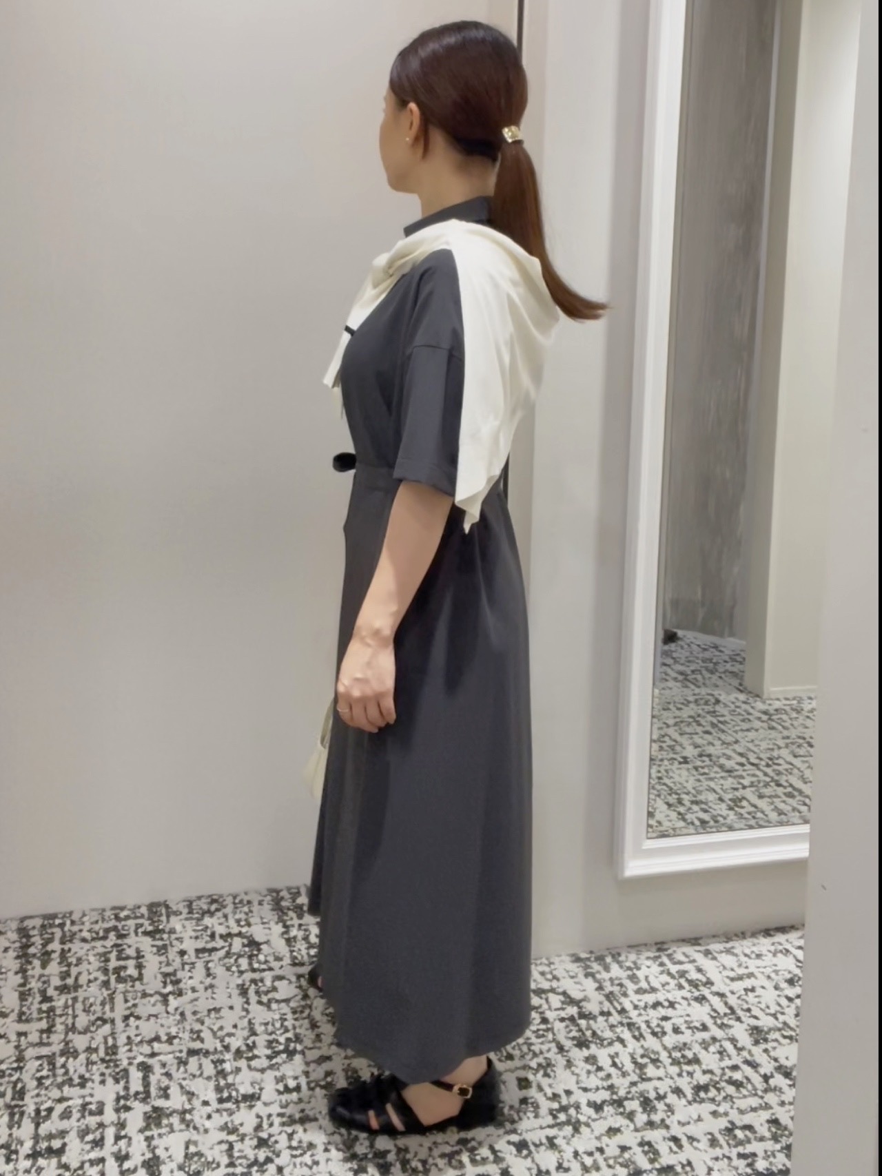 ELENAさんの「UNTITLED｜【残暑も快適/UVカット/接触冷感】エアリークールワンピース」を使ったコーディネート