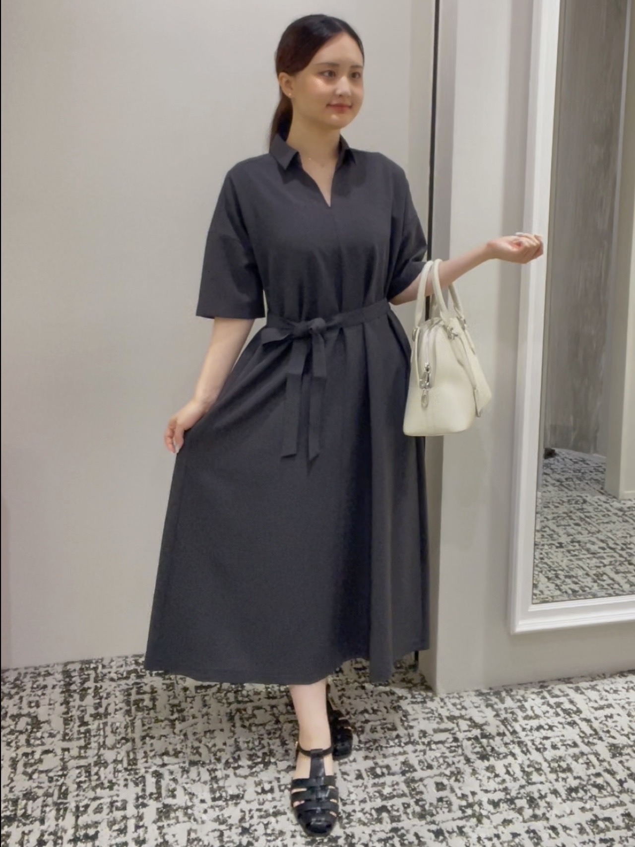 ELENAさんの「UNTITLED｜【残暑も快適/UVカット/接触冷感】エアリークールワンピース」を使ったコーディネート