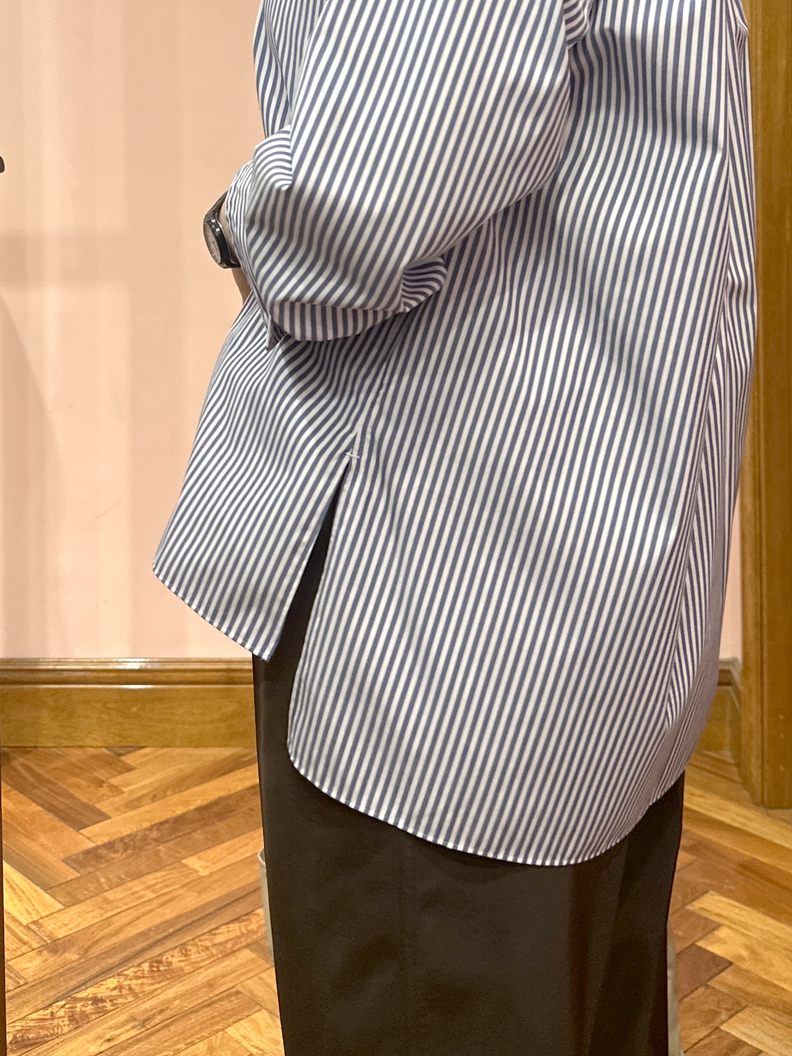 komatsuさんの「DRESSTERIOR｜【接触冷感/UVカット/着回し】スキッパーブラウス」を使ったコーディネート