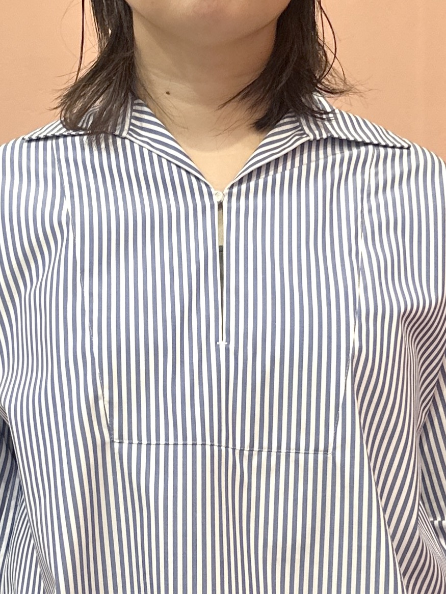 komatsuさんの「DRESSTERIOR｜【接触冷感/UVカット/着回し】スキッパーブラウス」を使ったコーディネート