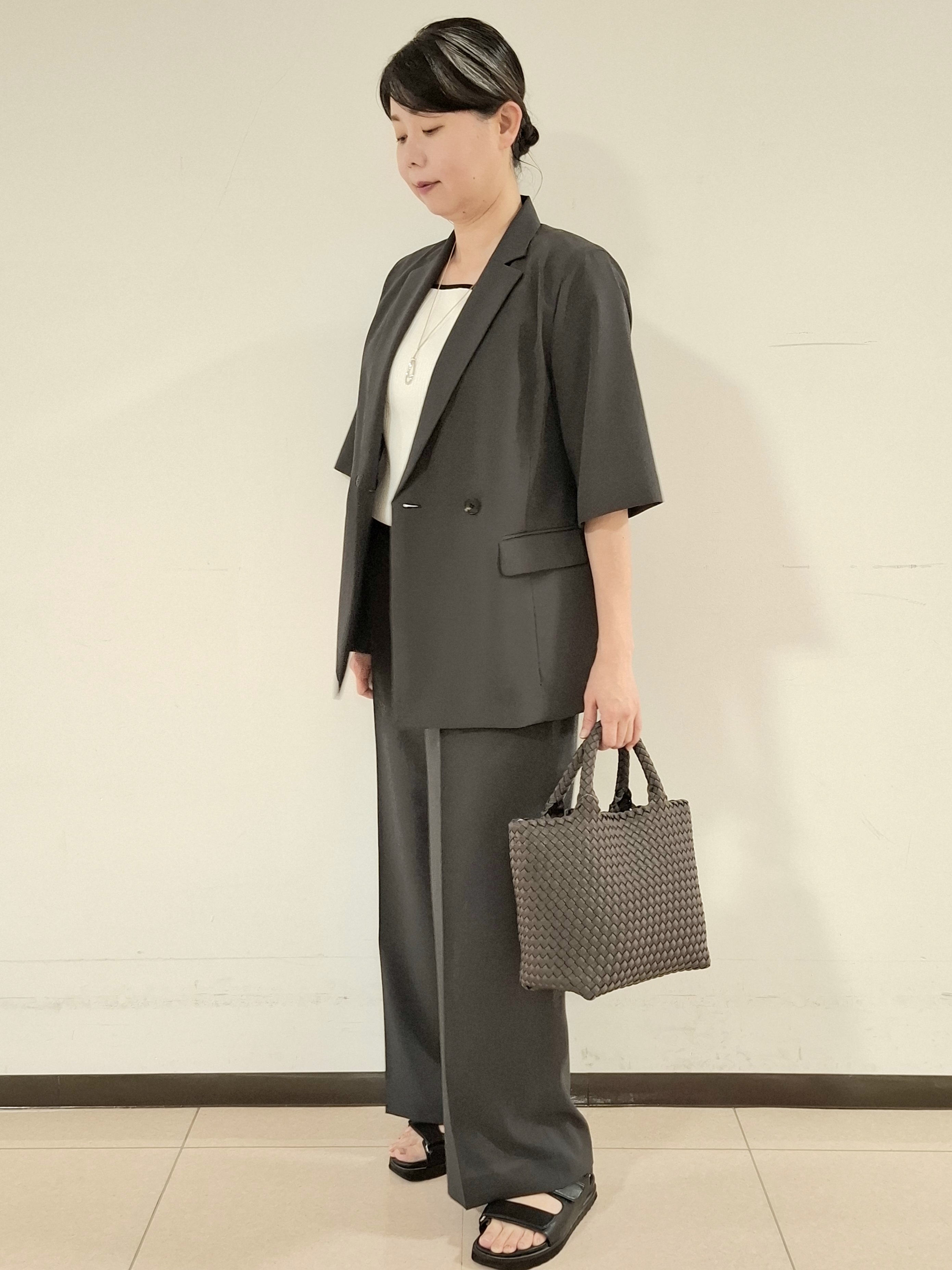 ねぎさんの「UNTITLED｜【セットアップ可/UVカット/通気性】エアリークール半袖ジャケット」を使ったコーディネート