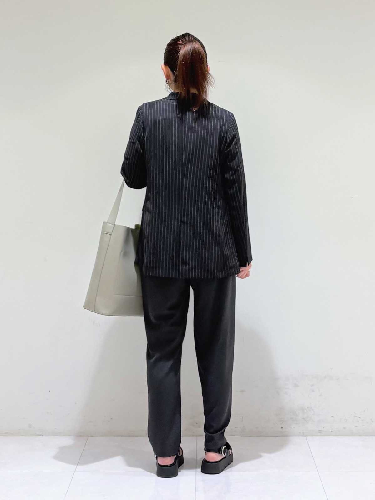 tsuyuさんの「INDIVI｜【A4対応／合皮】配色トートバッグ」を使ったコーディネート