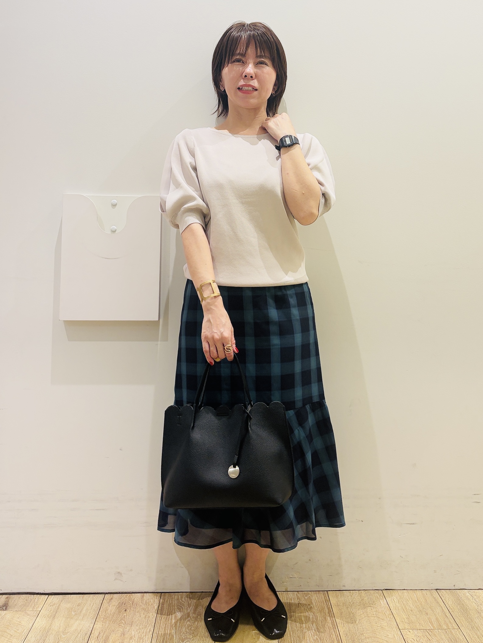 YUKOさんの「index｜【接触冷感】クールタッチラップスリーブニット《UVケア／洗濯機OK／XS～3L／9col》」を使ったコーディネート