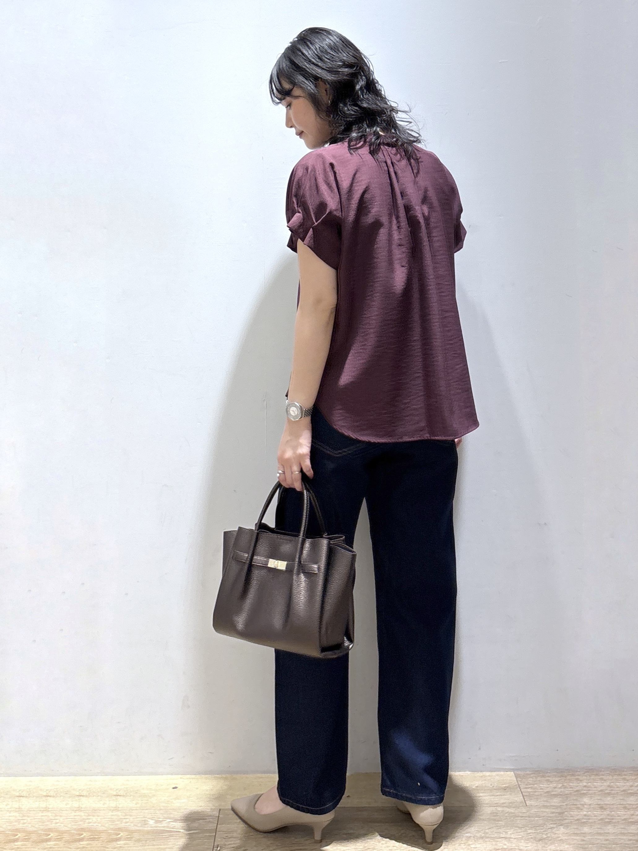 mizukiさんの「index｜【接触冷感／吸水速乾】タックスキッパーブラウス《防シワ／イージーアイロン／洗濯機OK／9col》」を使ったコーディネート
