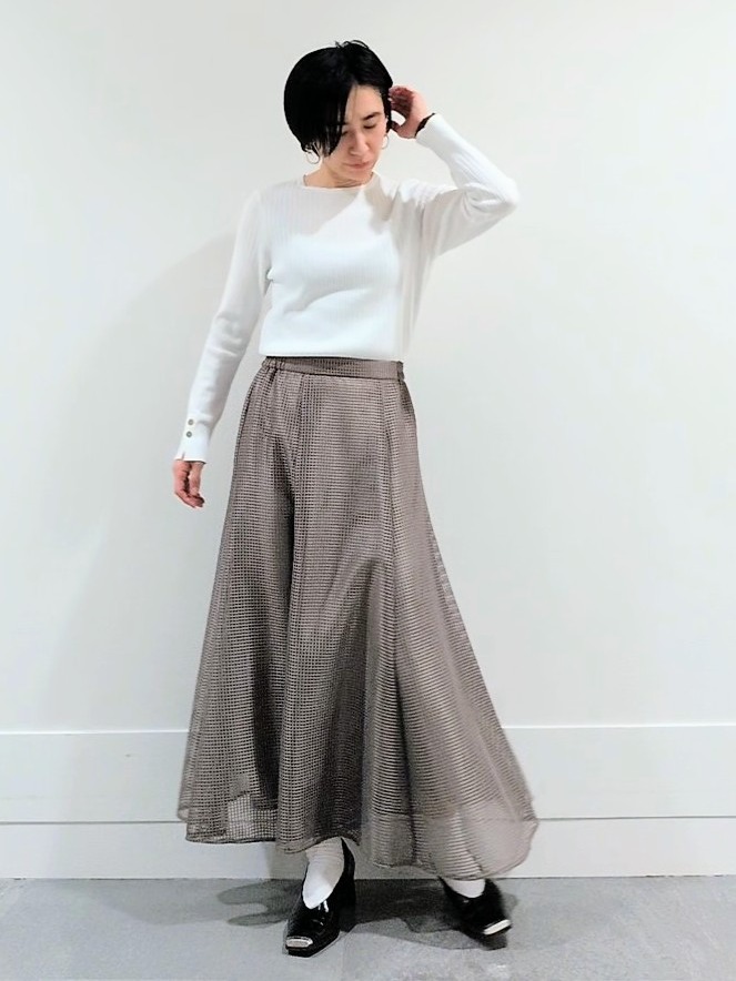 ミズタさんの「UNTITLED｜【アンサンブル可/洗える】ワイドリブニット」を使ったコーディネート