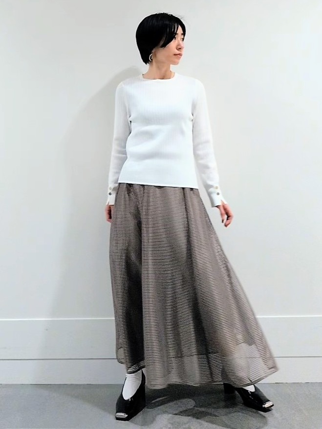 ミズタさんの「UNTITLED｜【アンサンブル可/洗える】ワイドリブニット」を使ったコーディネート