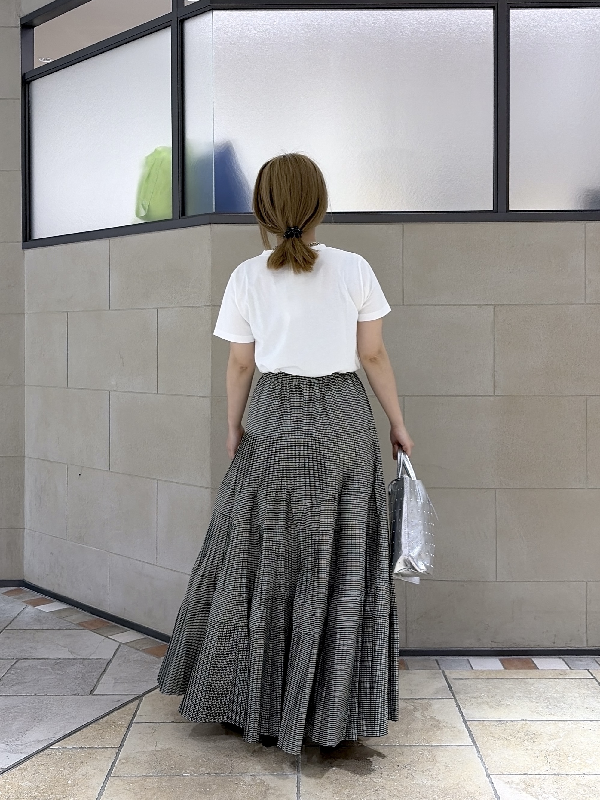 よねさんの「INDIVI｜フレンチブルTシャツ」を使ったコーディネート