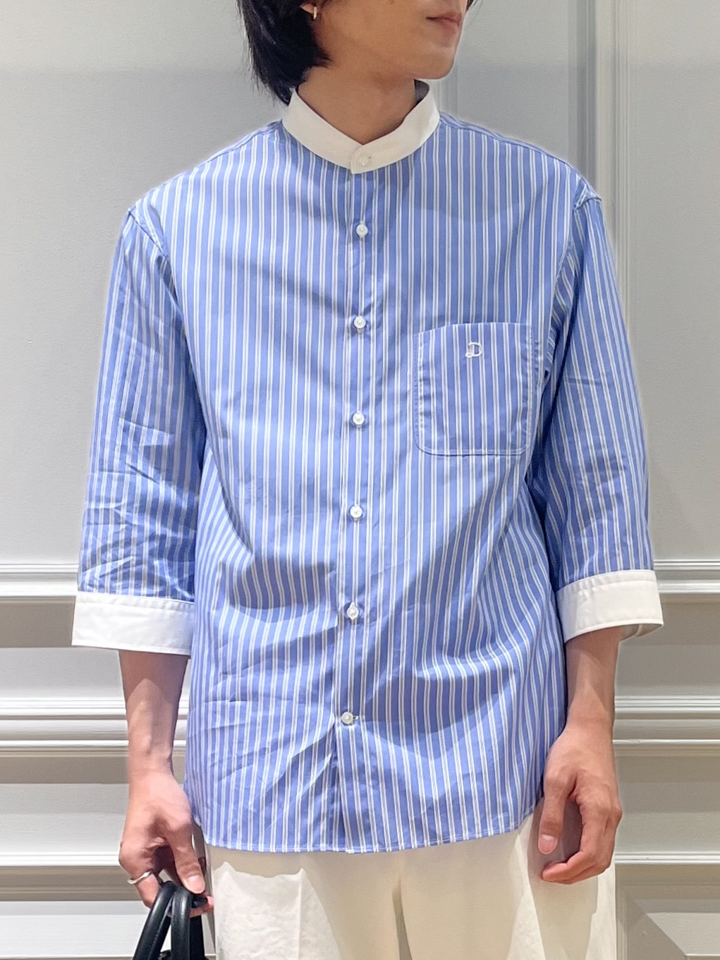 Watanabeさんの「DRESSTERIOR｜バンドカラー ストライプスリークォーターシャツ」を使ったコーディネート
