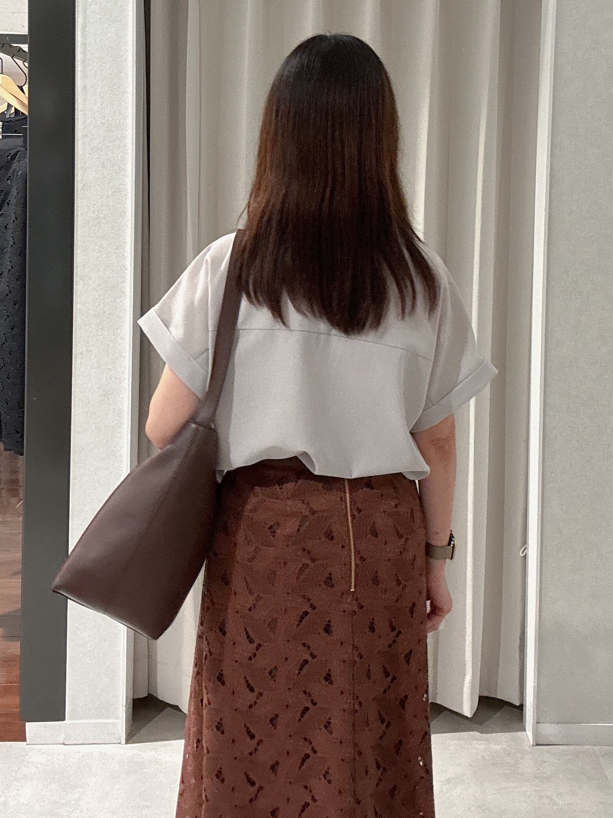 makiさんの「UNTITLED｜【セットアップ可/通気性/UVカット】エアリークールブラウス」を使ったコーディネート