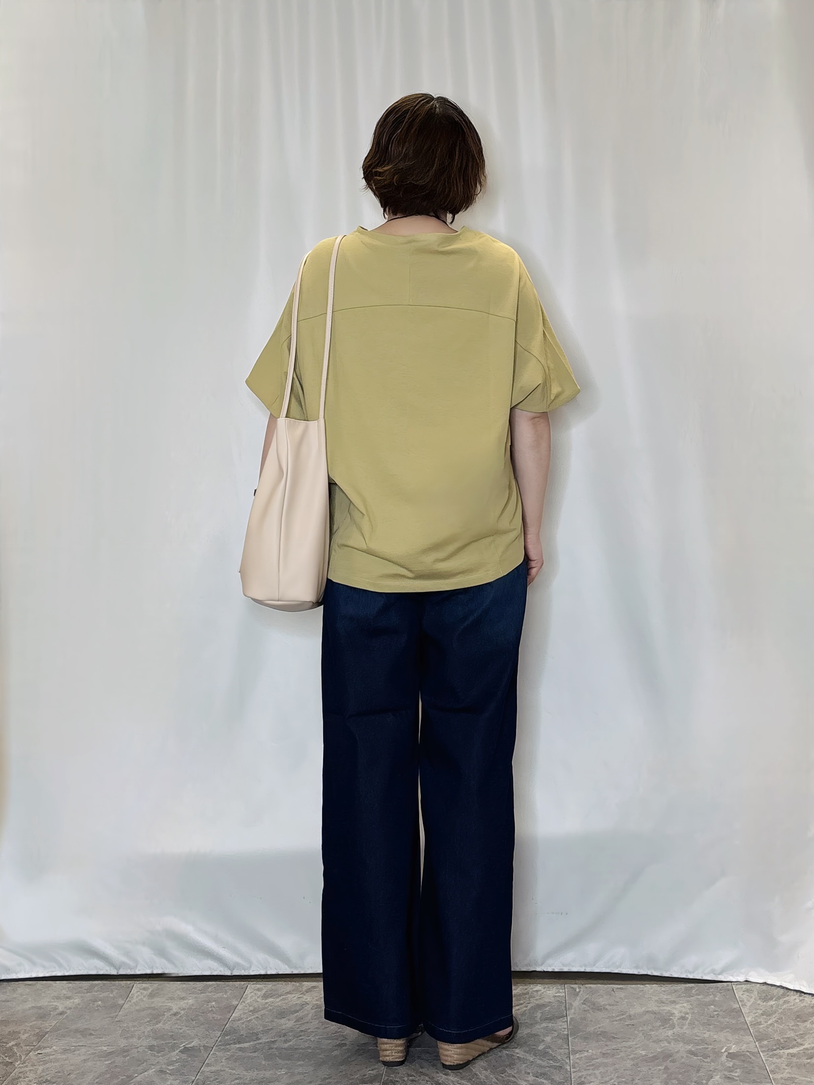 たみさんの「SHOO･LA･RUE｜【ひんやり/体型カバー】インせず着られる 上品見えのドルマントップス」を使ったコーディネート