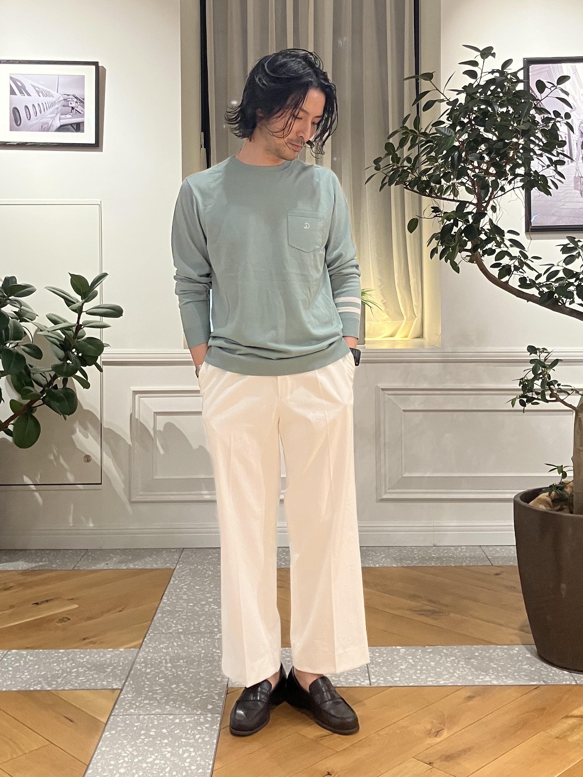 junyaさんの「DRESSTERIOR｜【ウォッシャブル】コットンシルク クルーニット」を使ったコーディネート