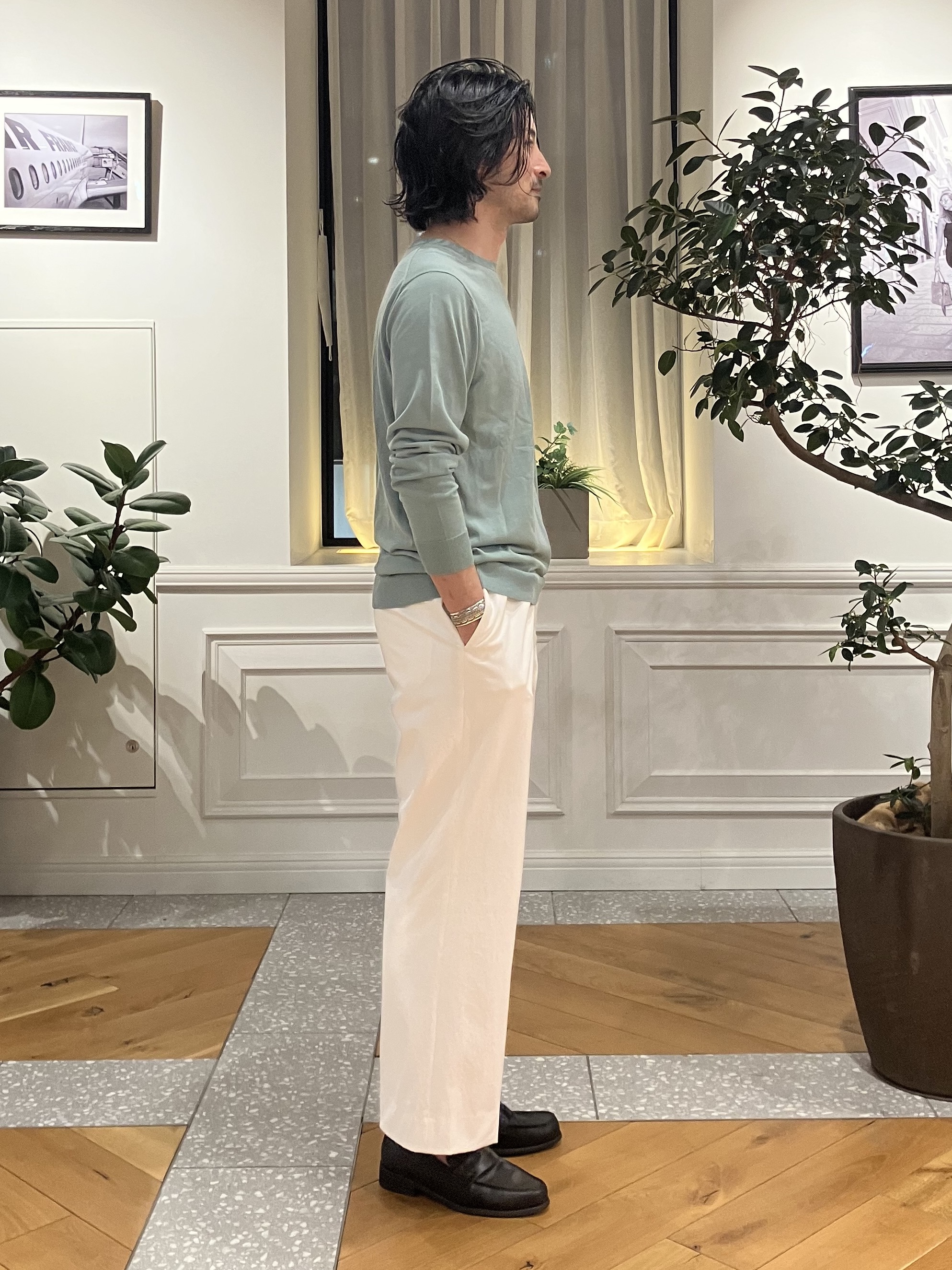 junyaさんの「DRESSTERIOR｜【ウォッシャブル】コットンシルク クルーニット」を使ったコーディネート