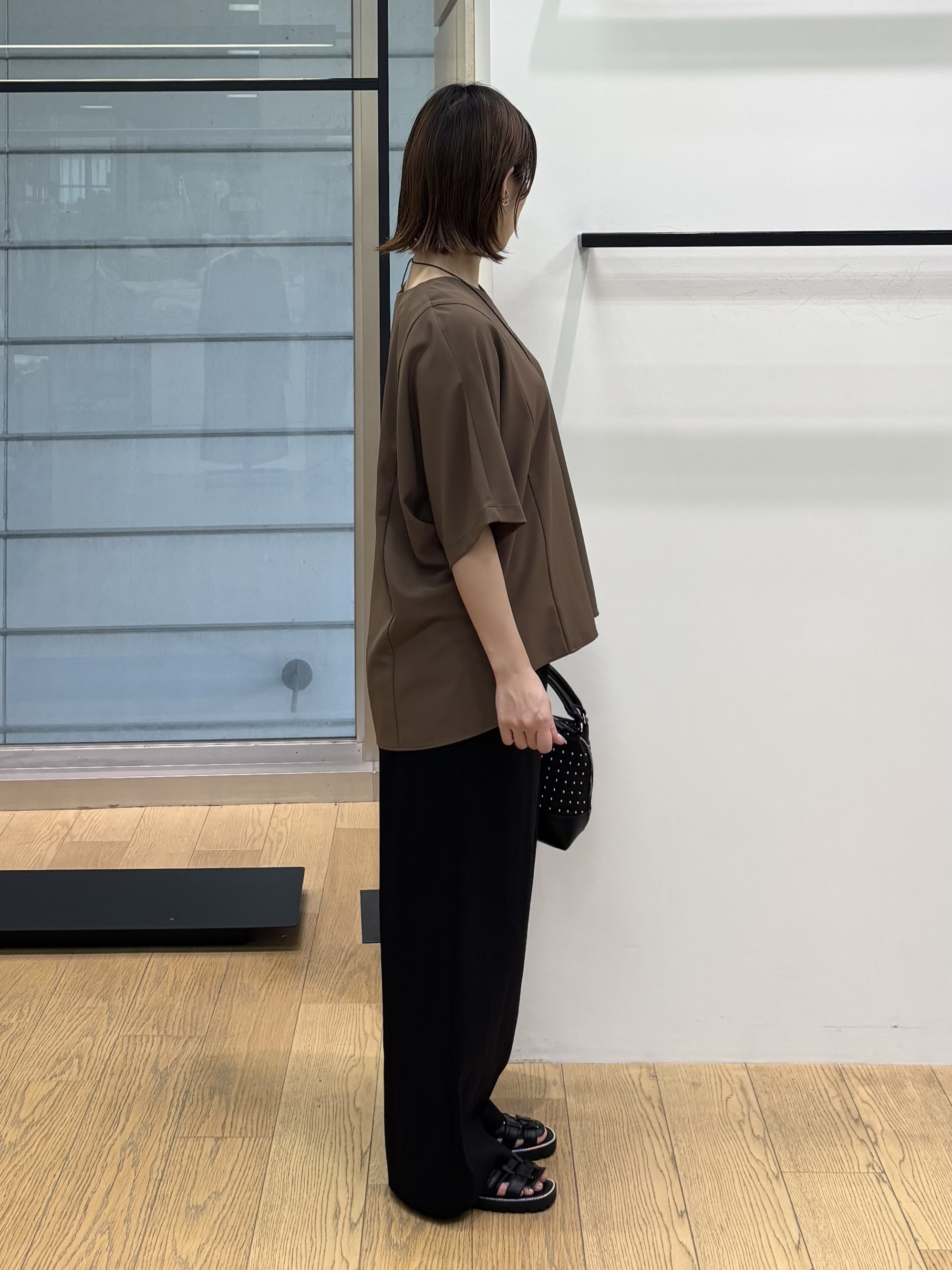asamiさんの「INDIVI｜【着る日傘】ドルマントップス」を使ったコーディネート