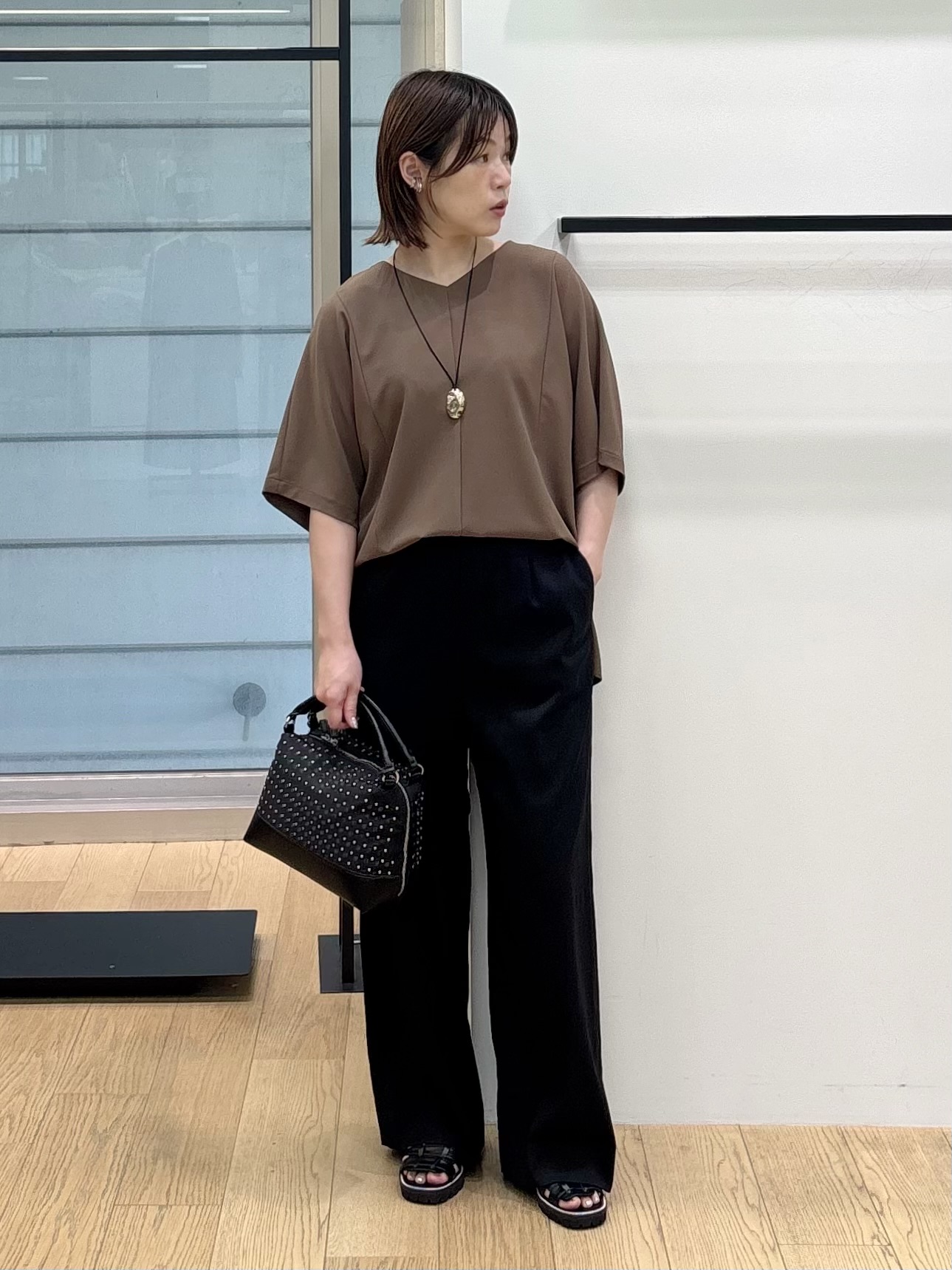 asamiさんの「INDIVI｜【着る日傘】ドルマントップス」を使ったコーディネート