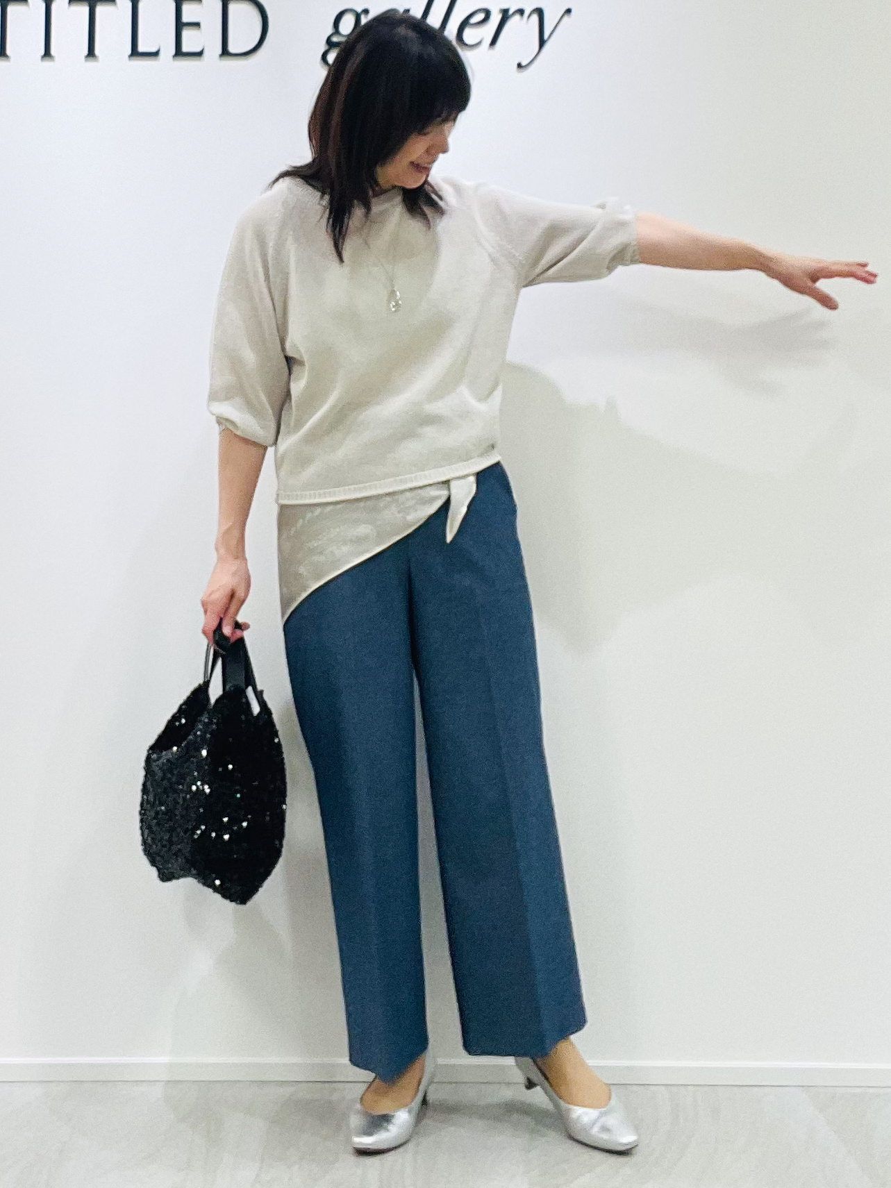 めいさんの「UNTITLED｜【洗える/ゆったり】クルーネックドライニット」を使ったコーディネート