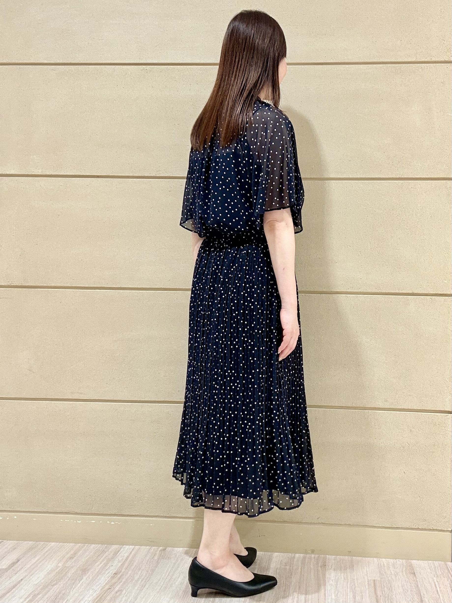 Marさんの「Reflect｜【セットアップ／手洗い可】ドット柄シアーブラウス」を使ったコーディネート