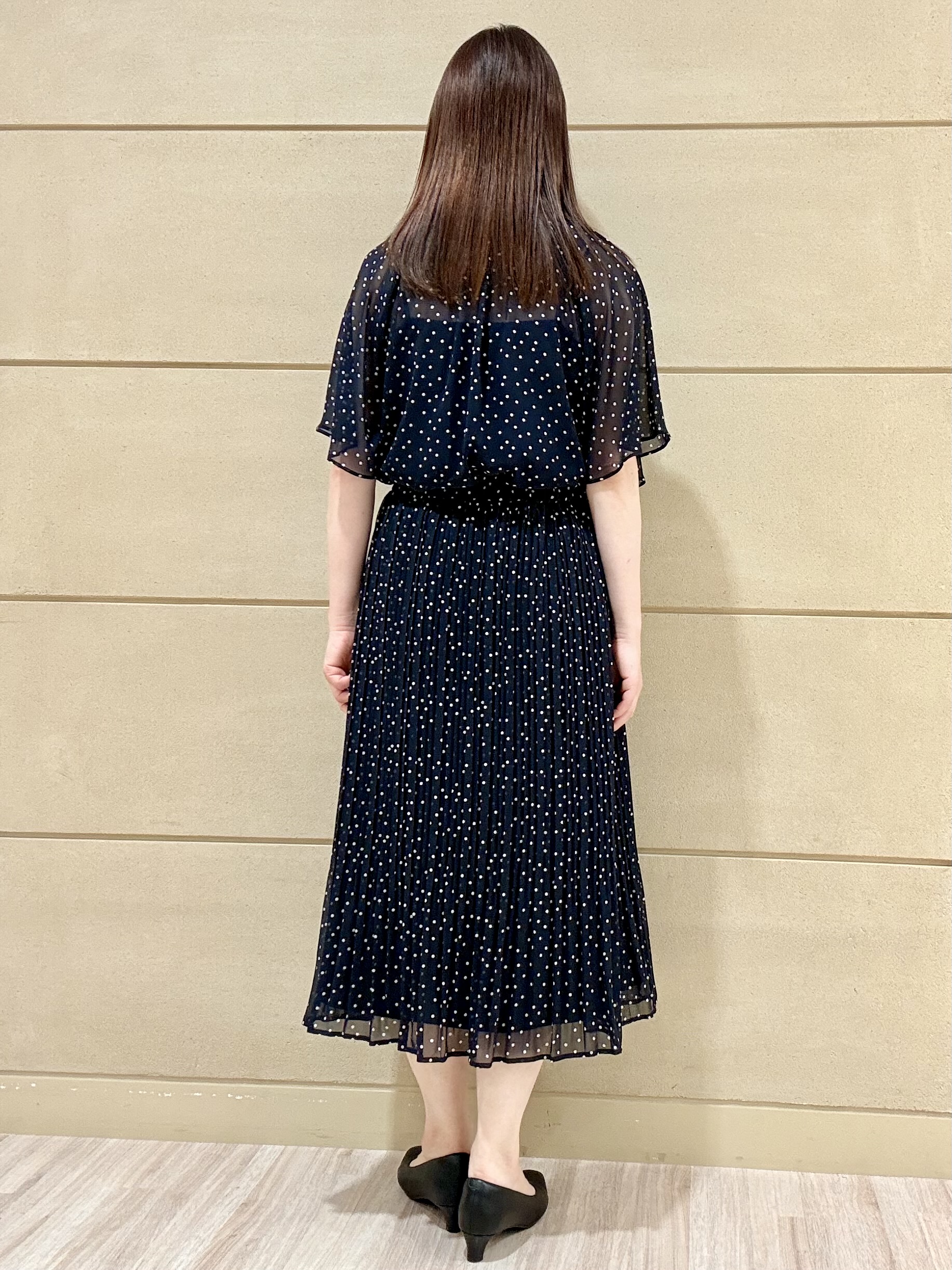 Marさんの「Reflect｜【セットアップ／手洗い可】ドット柄シアーブラウス」を使ったコーディネート