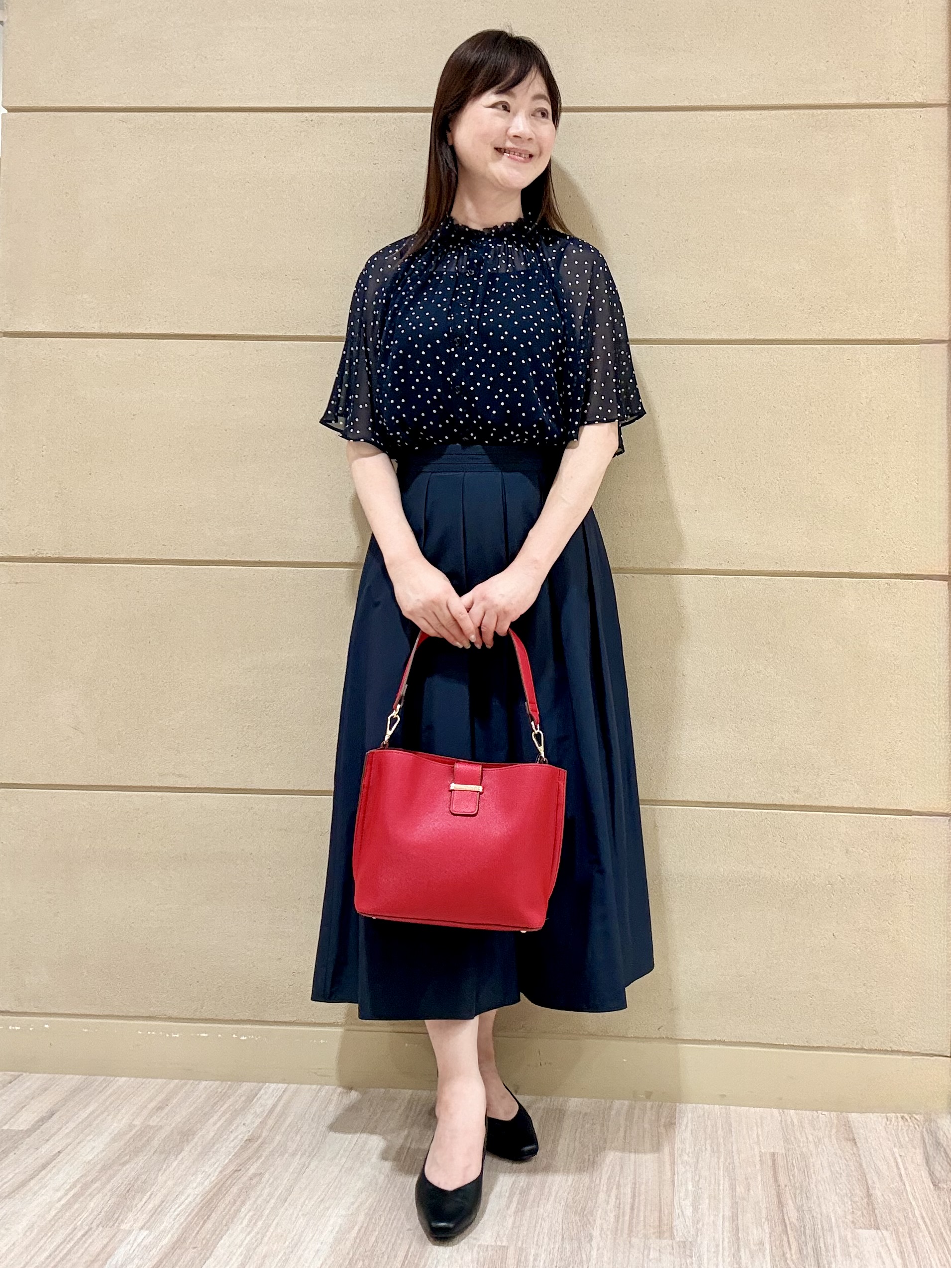 Marさんの「Reflect｜【セットアップ／手洗い可】ドット柄シアーブラウス」を使ったコーディネート