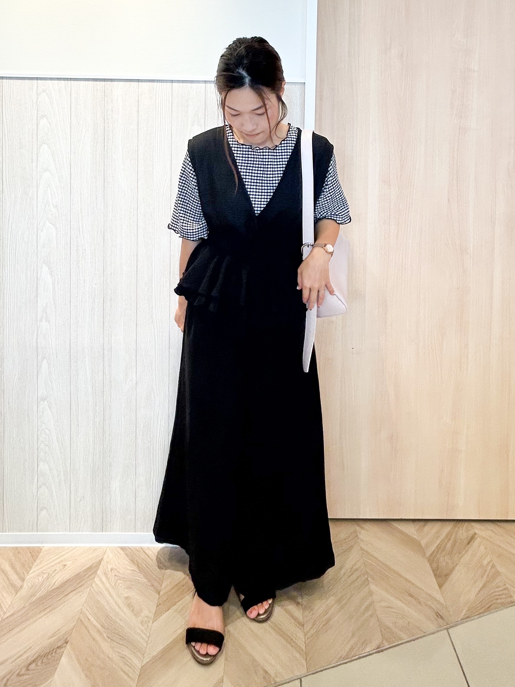 tomoさんの「SHOO･LA･RUE｜カット楊柳ギンガムメローT」を使ったコーディネート