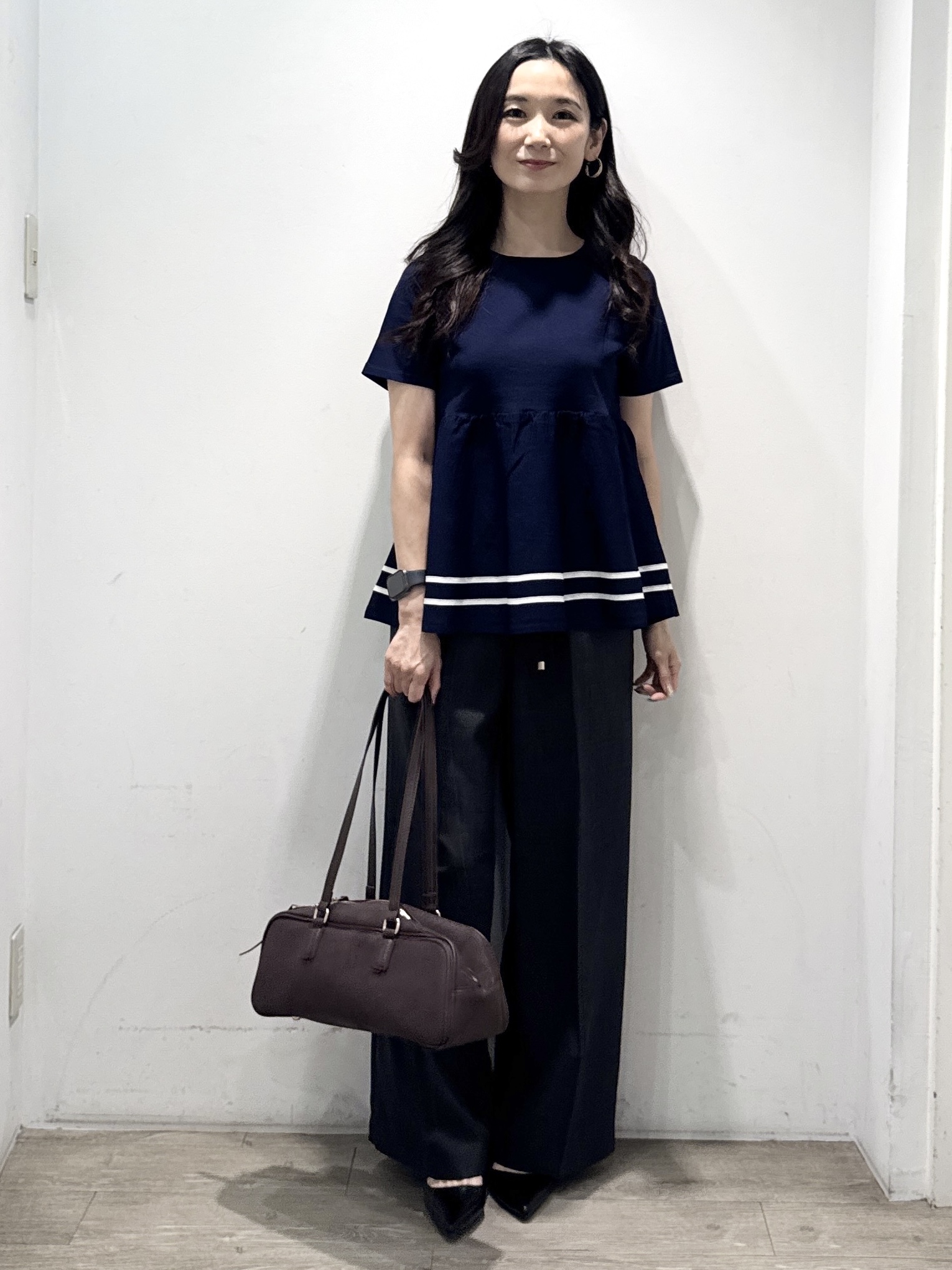 yuicciさんの「OPAQUE.CLIP｜【UVケア】裾ラインペプラムニット《洗濯機OK》」を使ったコーディネート