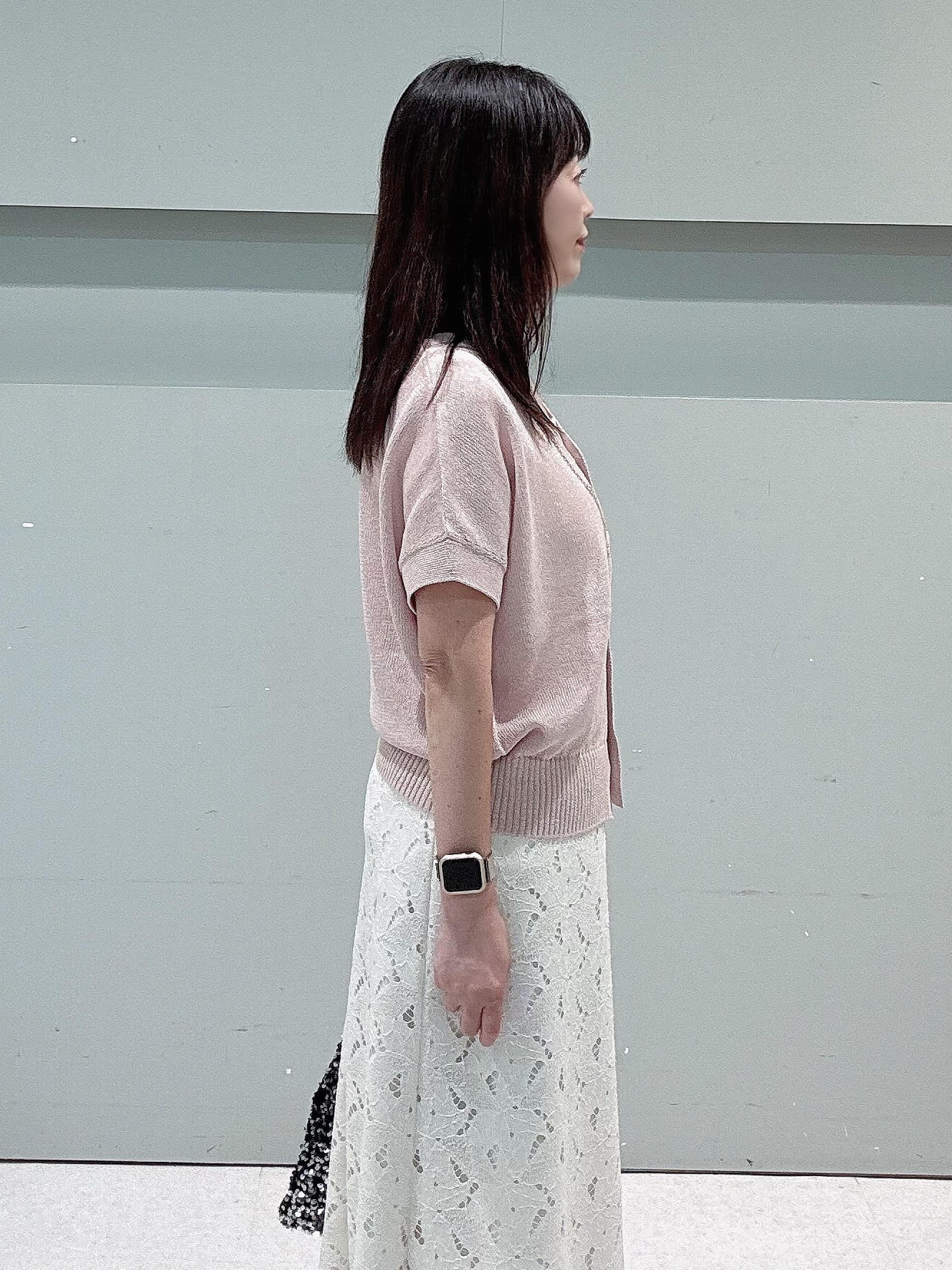 makiさんの「UNTITLED｜【洗える/清涼感】ドライタッチスリーブレスカーディガン」を使ったコーディネート