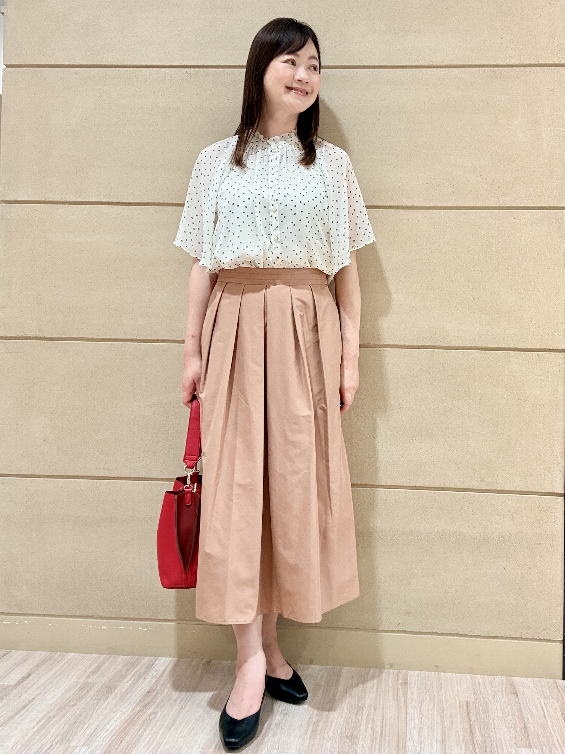 Marさんの「Reflect｜【セットアップ／手洗い可】ドット柄シアーブラウス」を使ったコーディネート