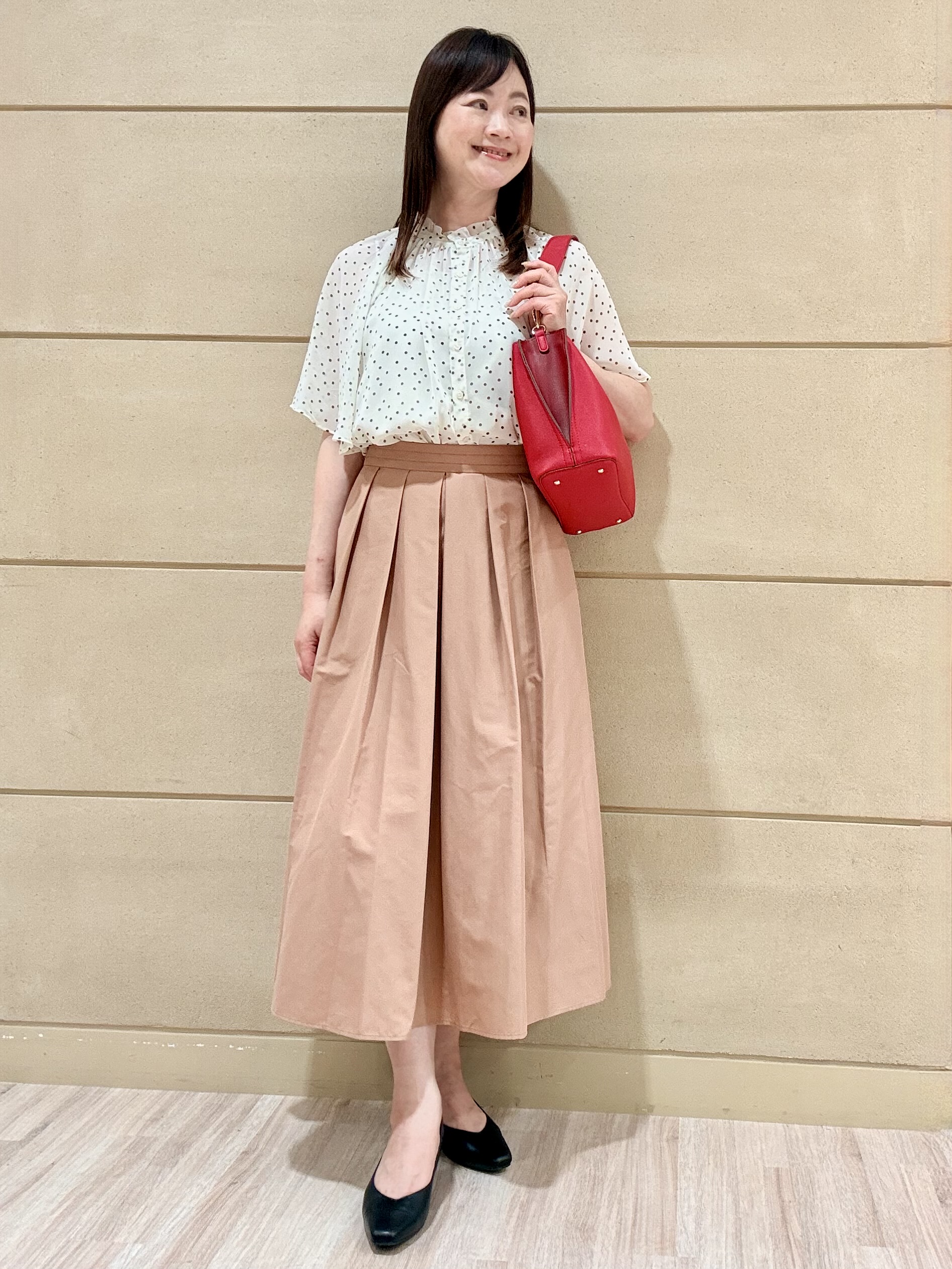 Marさんの「Reflect｜【セットアップ／手洗い可】ドット柄シアーブラウス」を使ったコーディネート