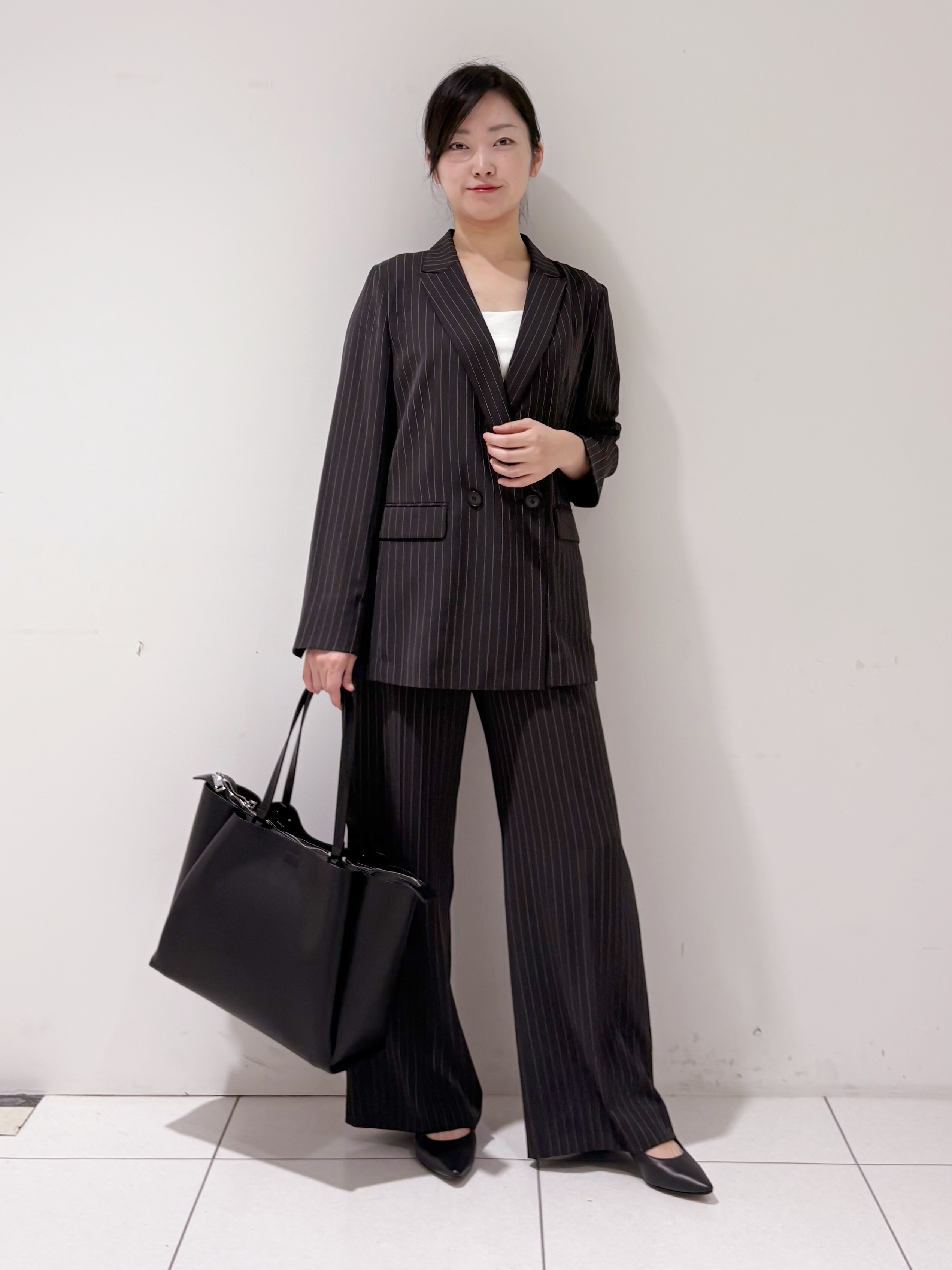 momokoさんの「INDIVI｜【新作登場！着る日傘】 ダブルジャケット」を使ったコーディネート
