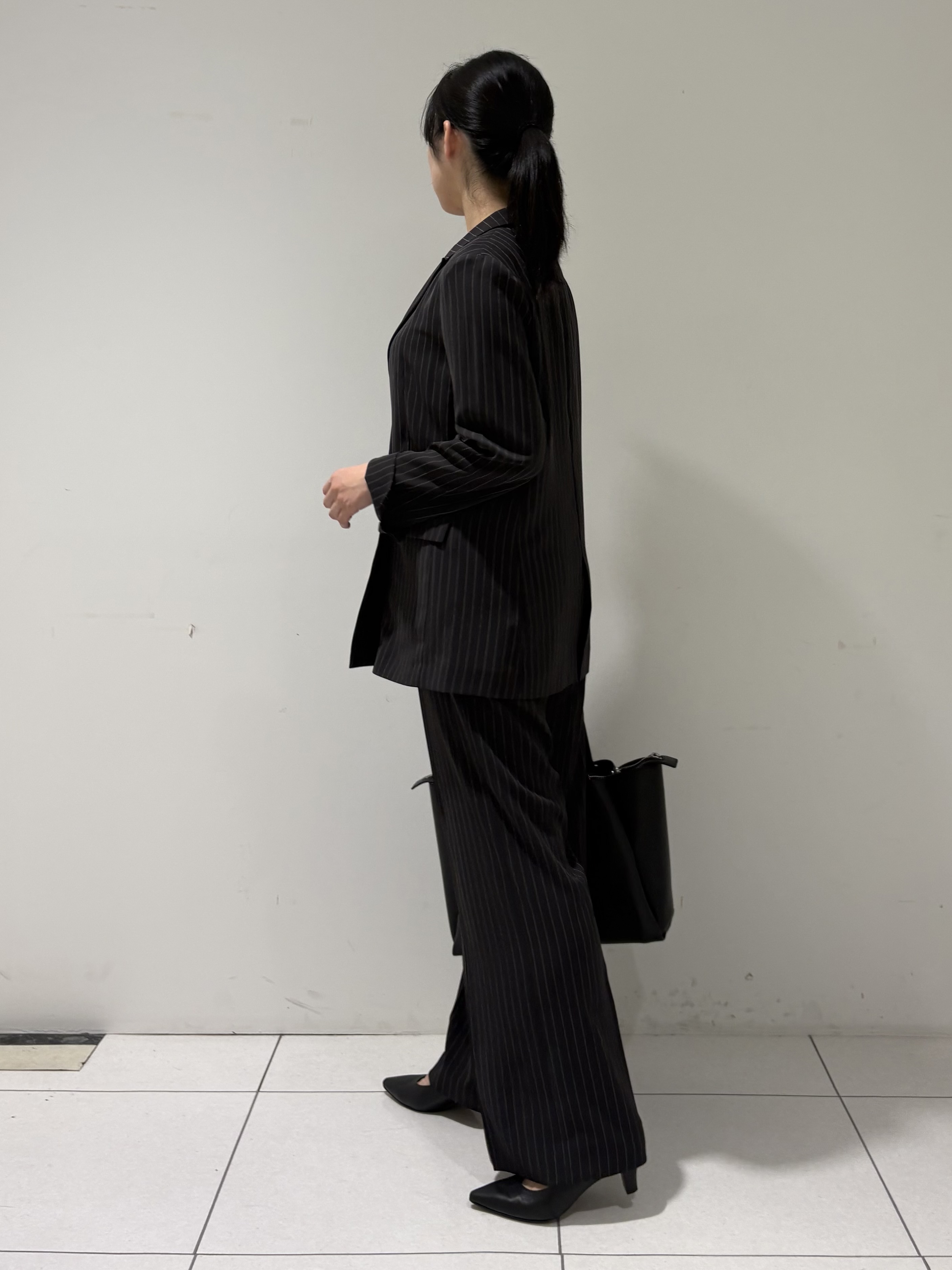 momokoさんの「INDIVI｜【新作登場！着る日傘】 ダブルジャケット」を使ったコーディネート