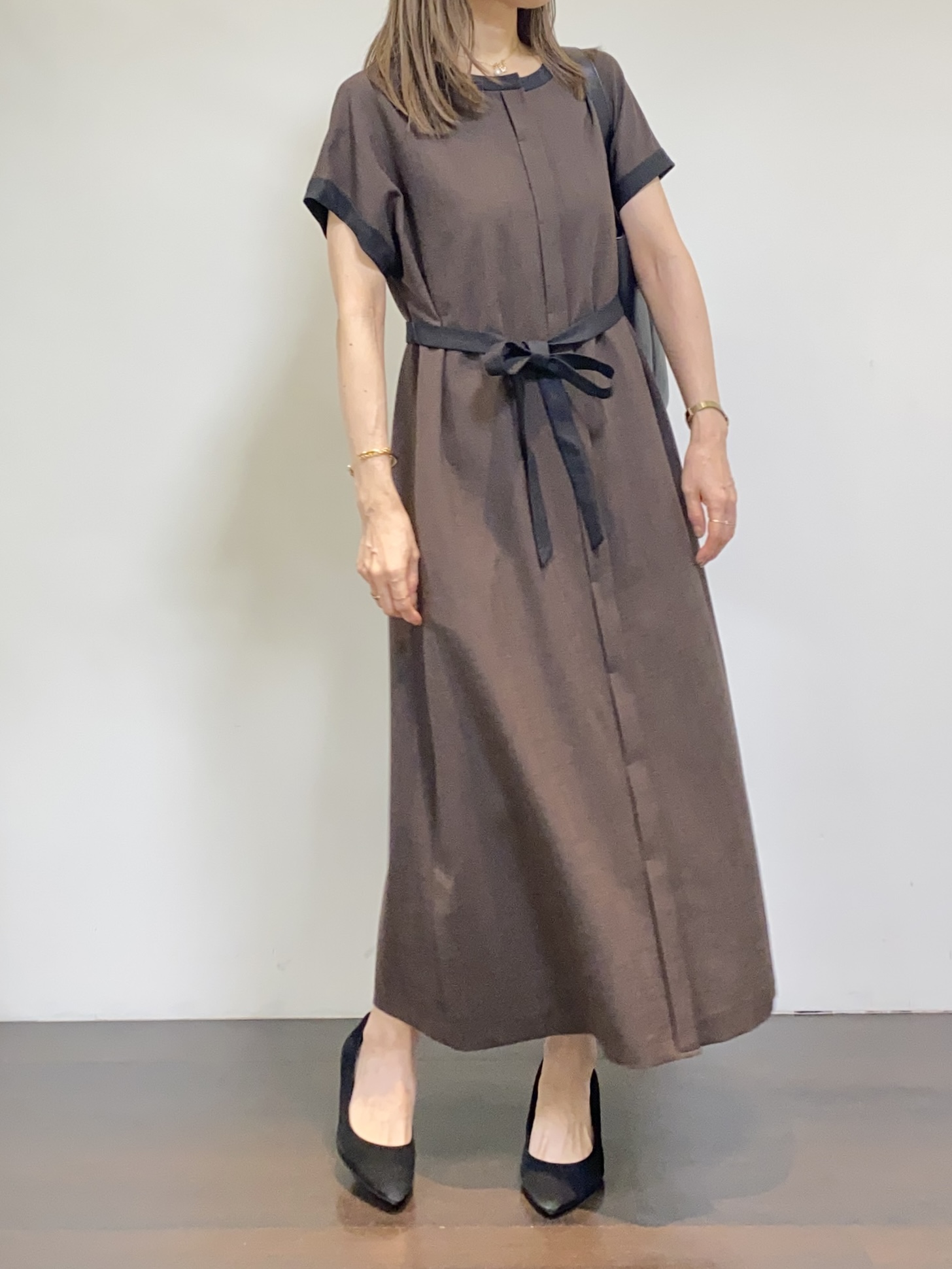 tomoさんの「UNTITLED｜【アンサンブル可能】コンパクトニットカーディガン」を使ったコーディネート