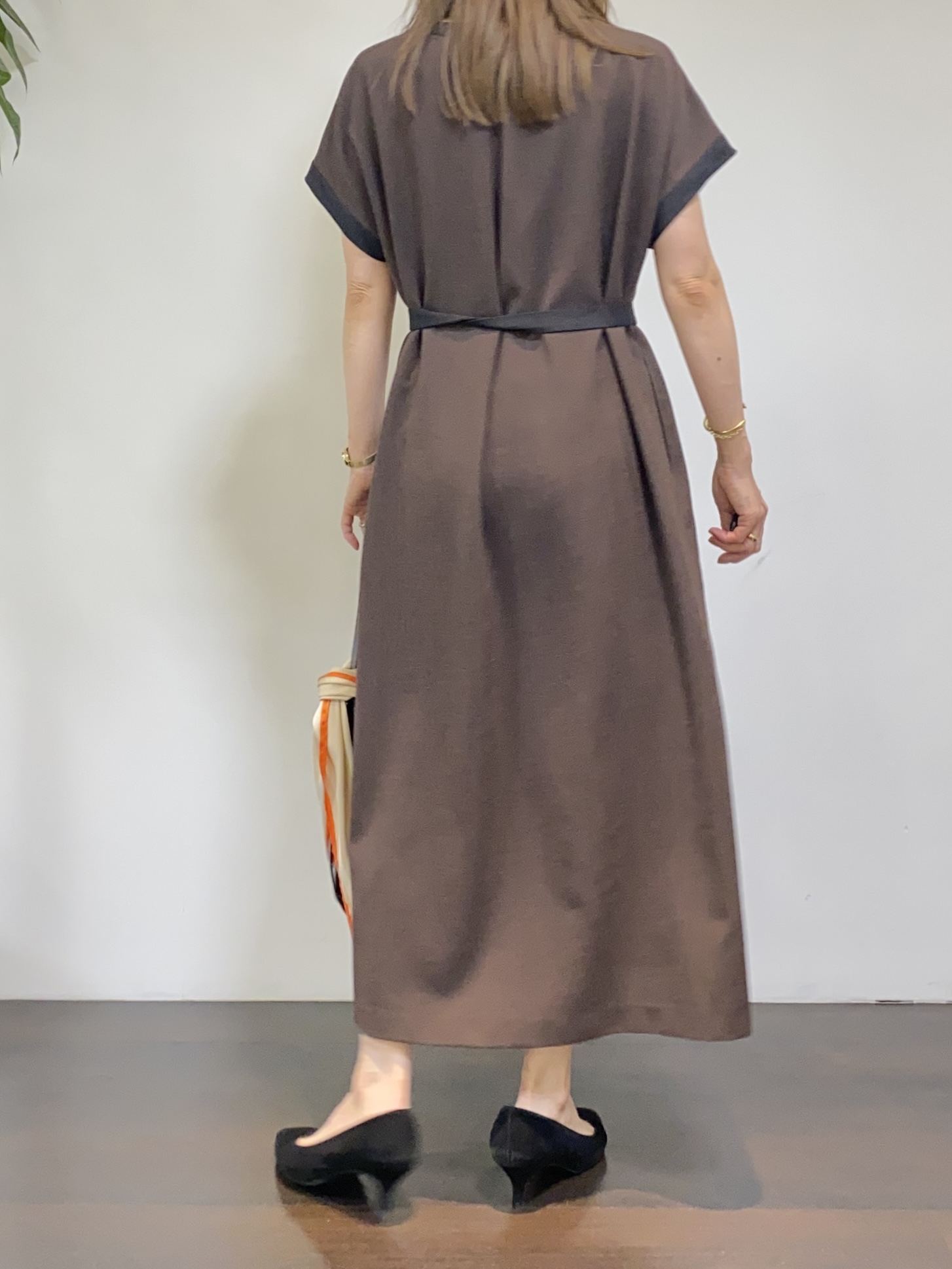 tomoさんの「UNTITLED｜【アンサンブル可能】コンパクトニットカーディガン」を使ったコーディネート