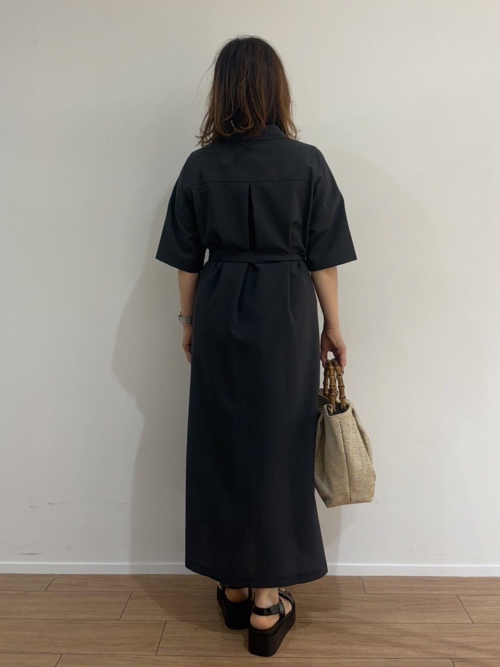 Juneさんの「UNTITLED｜【UVカット/接触冷感/通気性】エアリークールワンピース」を使ったコーディネート