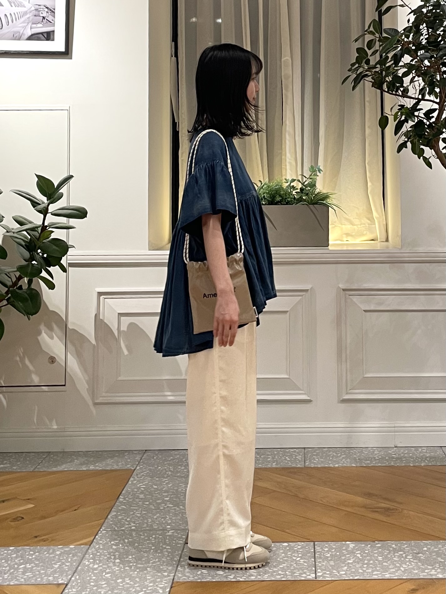 Lilyさんの「DRESSTERIOR｜【涼しく着映え】シアーデニムAラインブラウス」を使ったコーディネート