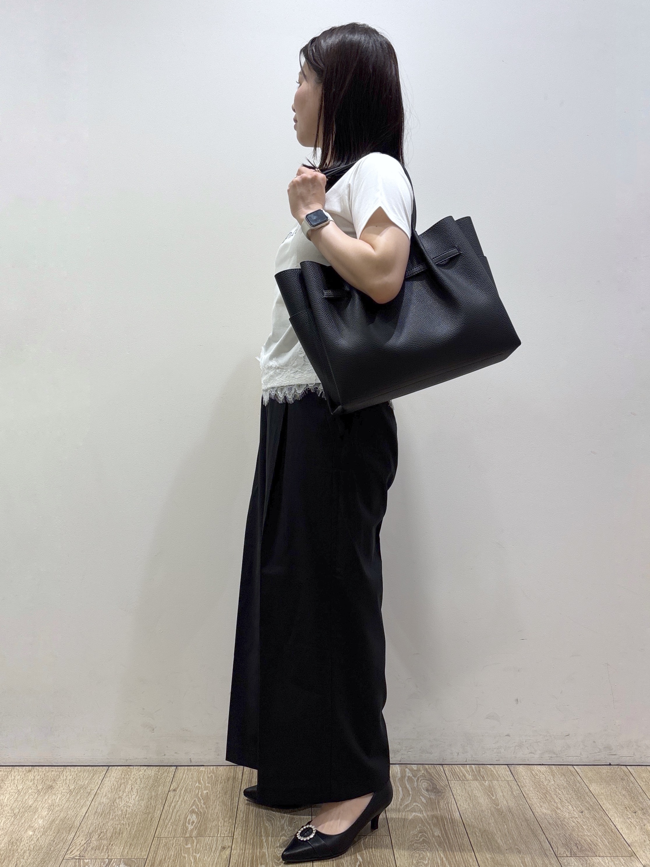 mameさんの「index｜【接触冷感／UVケア】裾レースロゴTシャツ《洗濯機OK／S-3L》」を使ったコーディネート