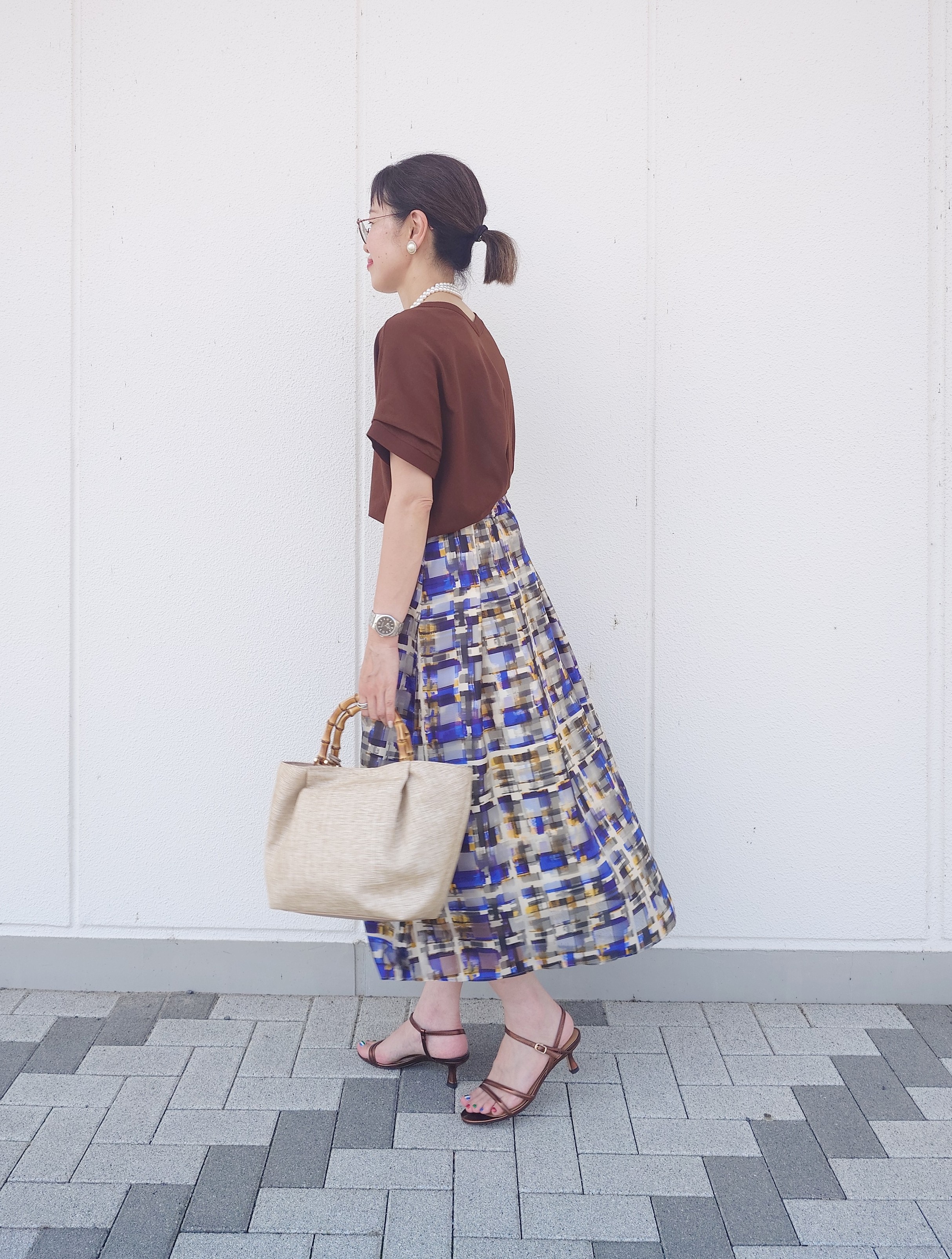 MUTSUKOさんの「UNTITLED｜【肌に張りつきにくい/前後2WAY】ドライタッチコットンプルオーバー」を使ったコーディネート