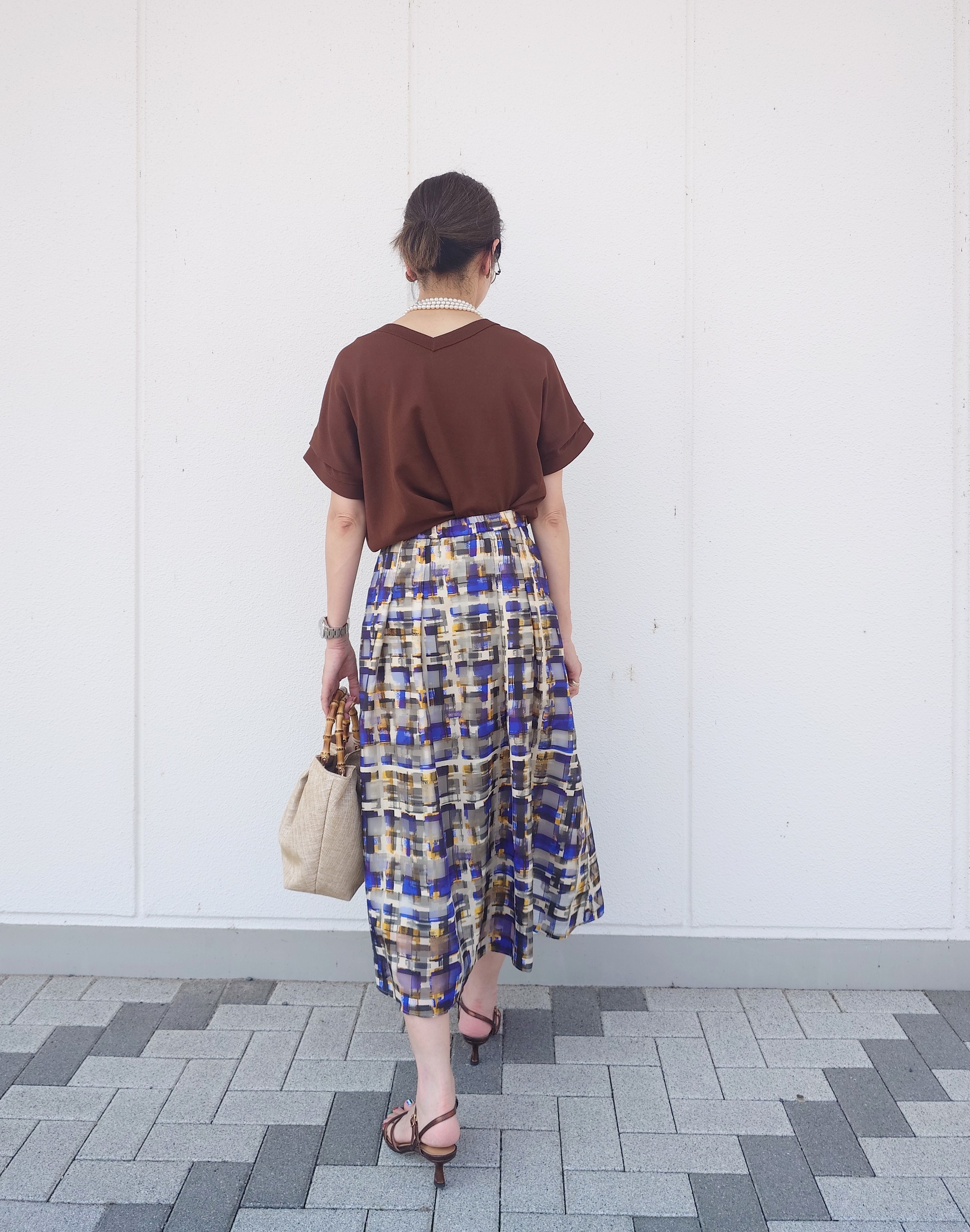 MUTSUKOさんの「UNTITLED｜【肌に張りつきにくい/前後2WAY】ドライタッチコットンプルオーバー」を使ったコーディネート