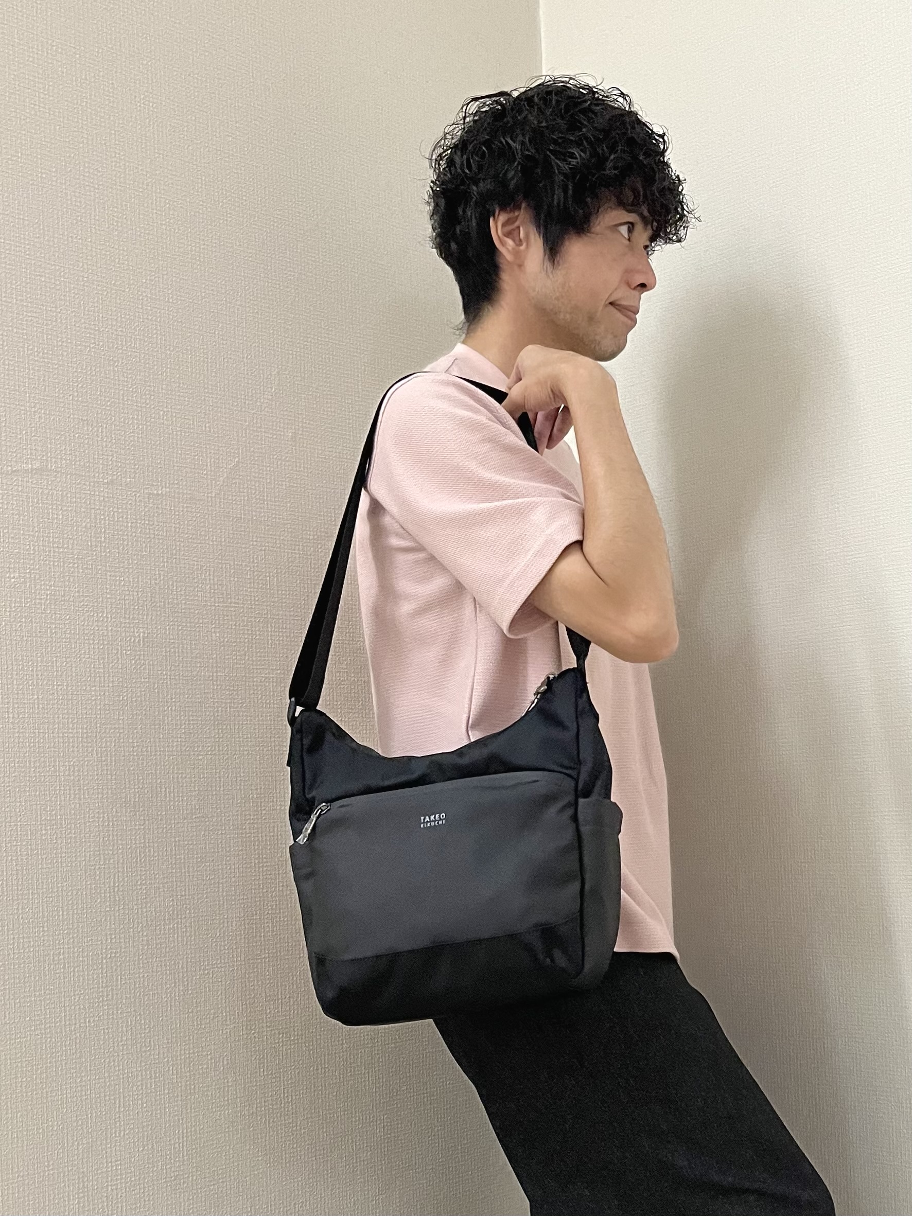 URAさんの「TAKEO KIKUCHI｜【抗菌防臭】ステイフレッシュ Tシャツ」を使ったコーディネート
