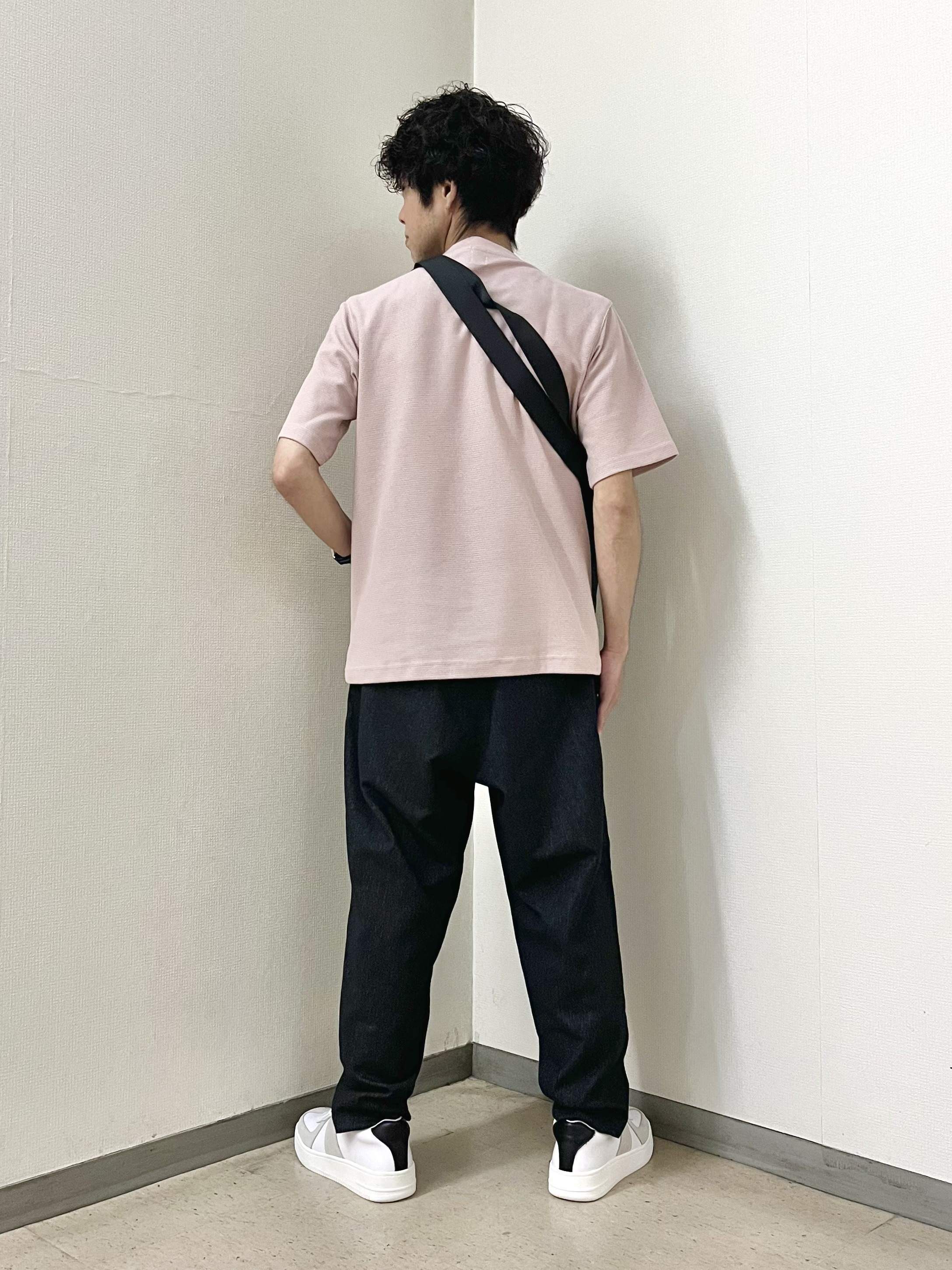 URAさんの「TAKEO KIKUCHI｜【抗菌防臭】ステイフレッシュ Tシャツ」を使ったコーディネート