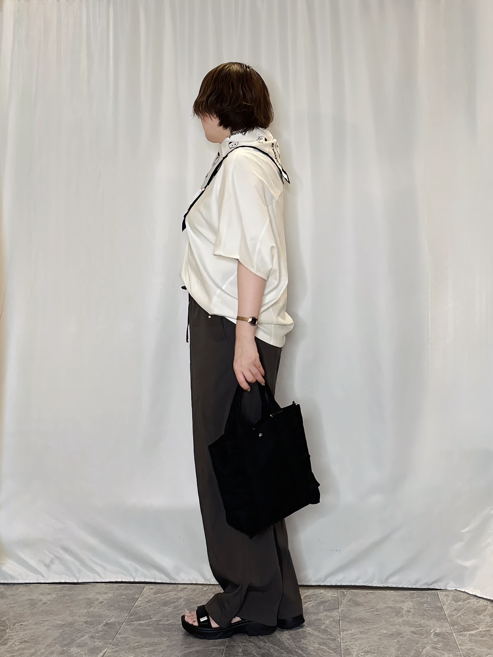 たみさんの「SHOO･LA･RUE｜【ひんやり/体型カバー】インせず着られる 上品見えのドルマントップス」を使ったコーディネート