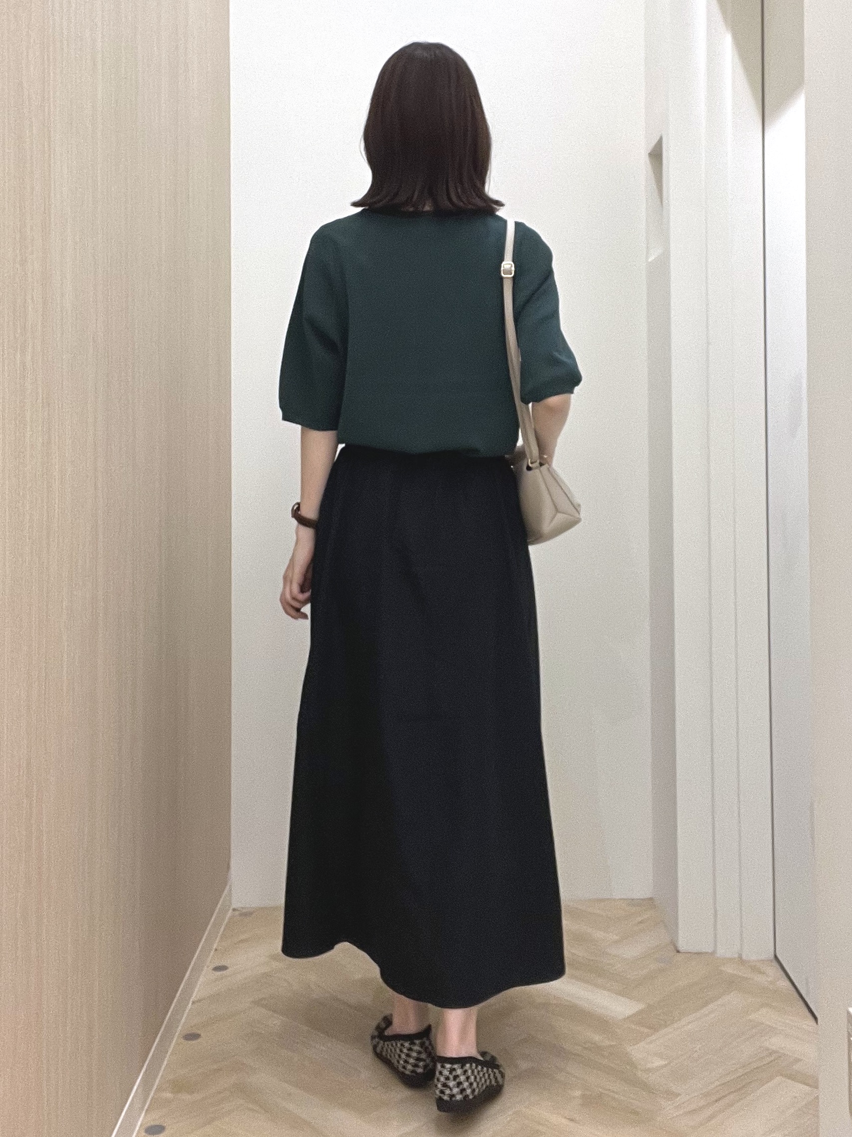  おまつさんの「grove｜軽やかギャザーフレアスカート」を使ったコーディネート