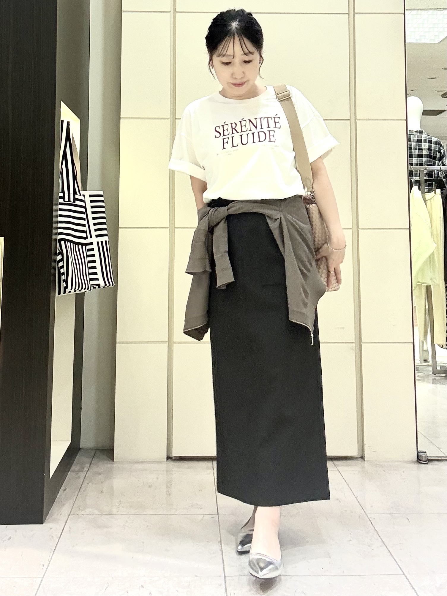 mori.さんの「UNTITLED｜【アンサンブル可/日除け・冷房対策】シアーレーヨンZIPカーディガン」を使ったコーディネート