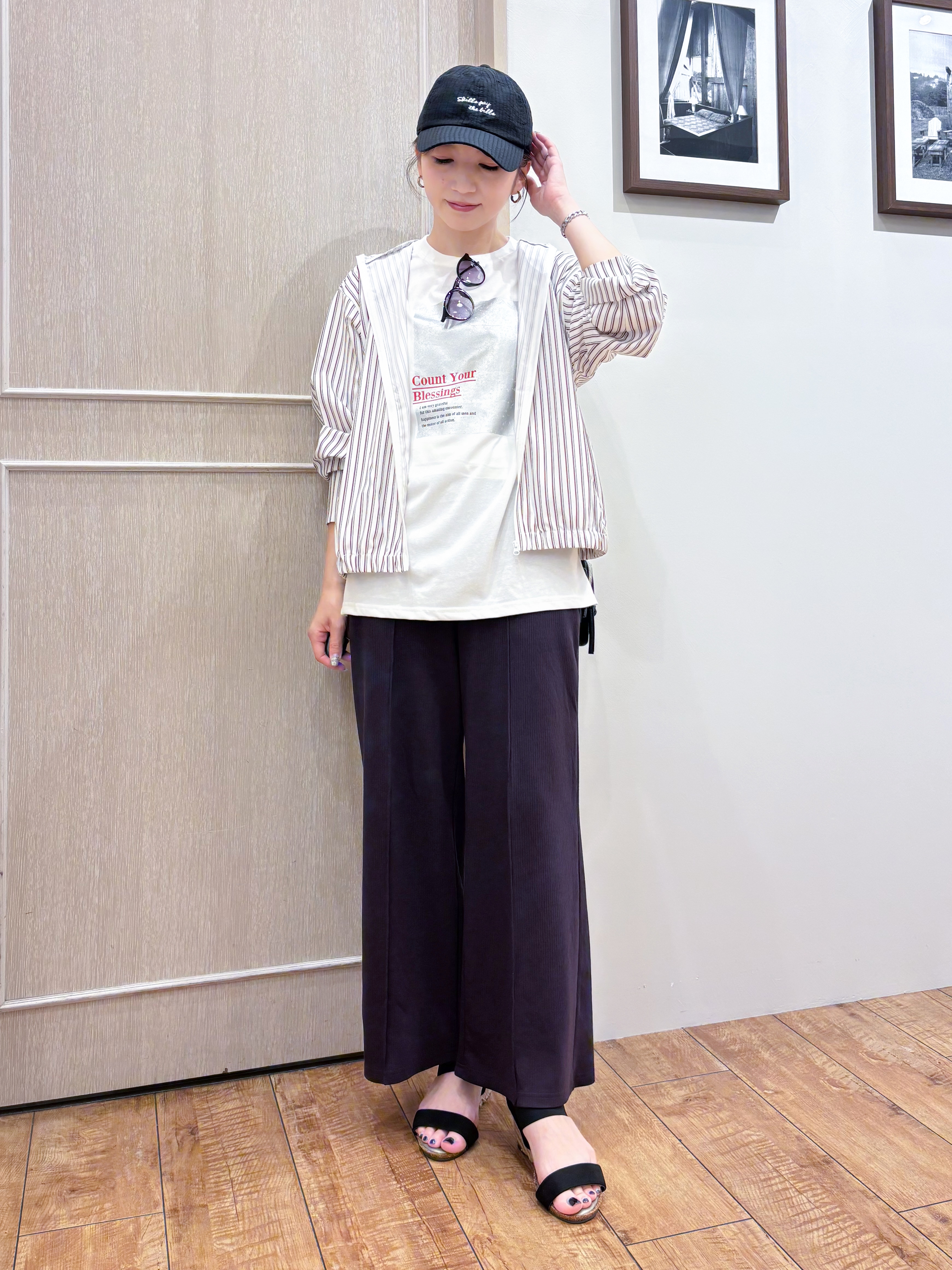 なみさんの「SHOO･LA･RUE｜【ひんやり/洗濯後しわになりにくい/S-LL】お顔も手の甲もしっかりカバー　日よけ・指穴付きUVパー」を使ったコーディネート