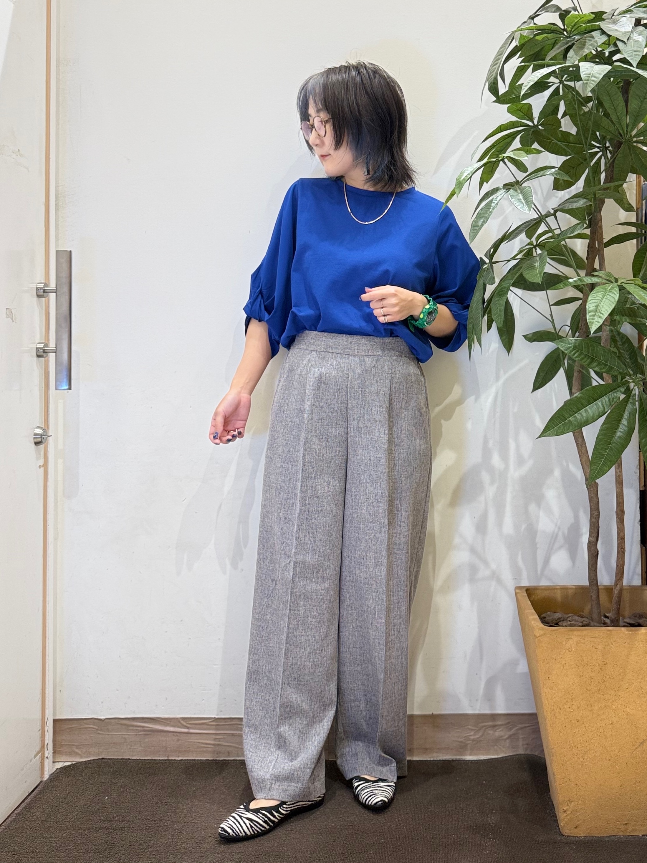 misakiさんの「SHOO･LA･RUE｜ON・OFF大活躍ツイストスリーブトップス」を使ったコーディネート