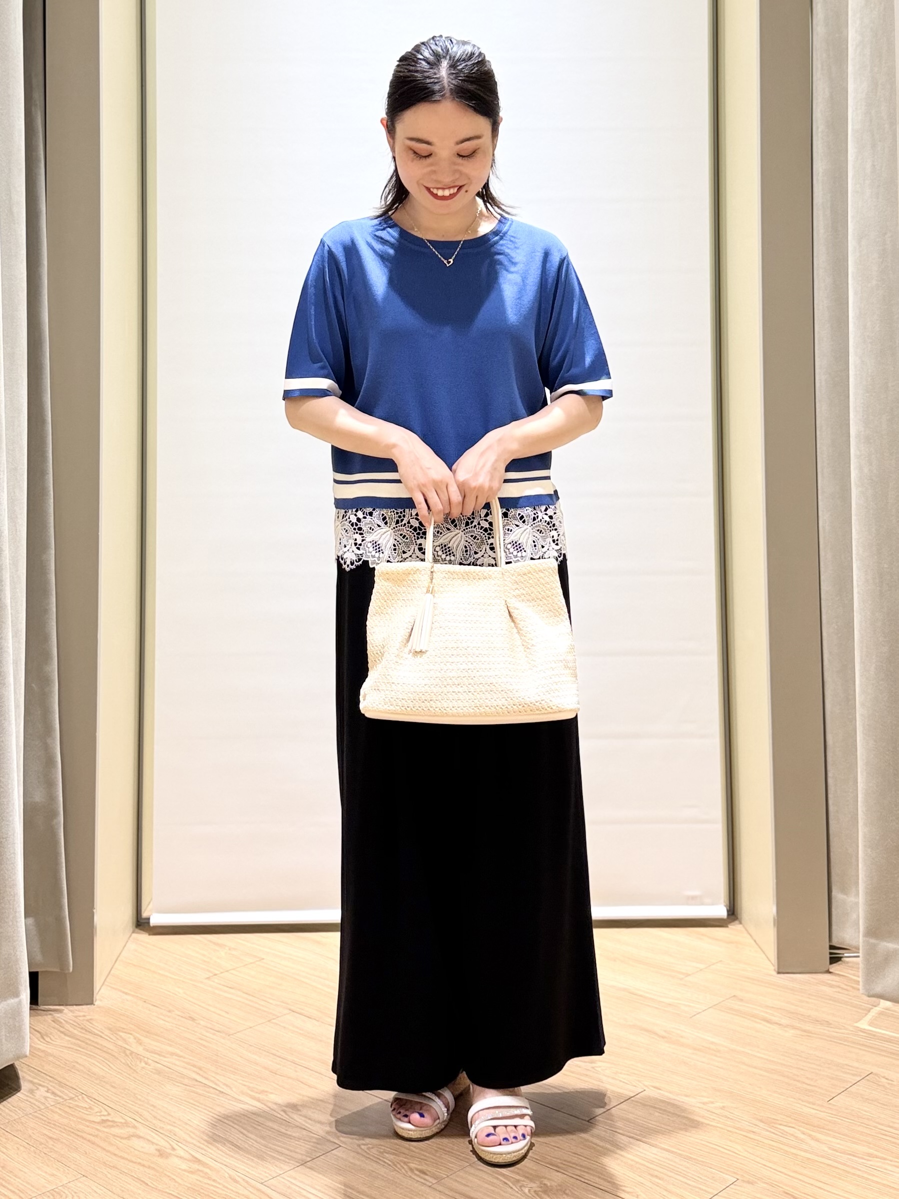 あんりさんの「grove｜【シリーズ累計36万枚／UVカット・ひんやり・洗濯機OK】やわらかドライタッチレースドッキングニット」を使ったコーディネート
