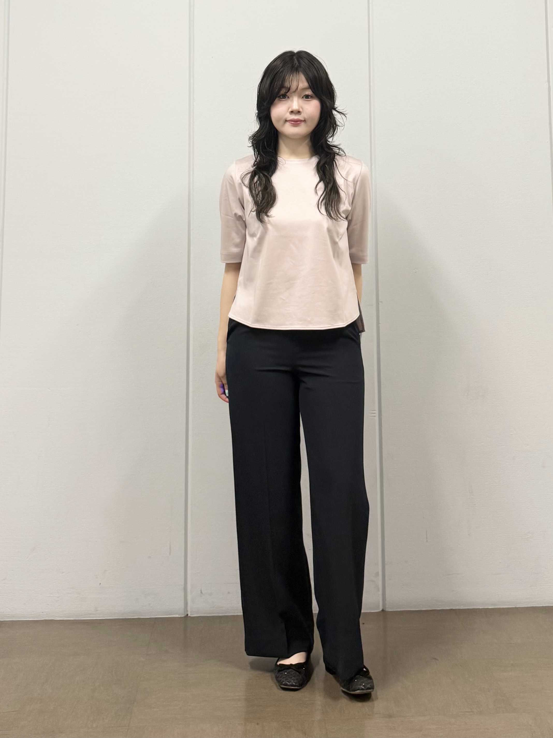mizukiさんの「INDIVI｜【抗菌防臭／消臭】上品光沢コットンTシャツ」を使ったコーディネート