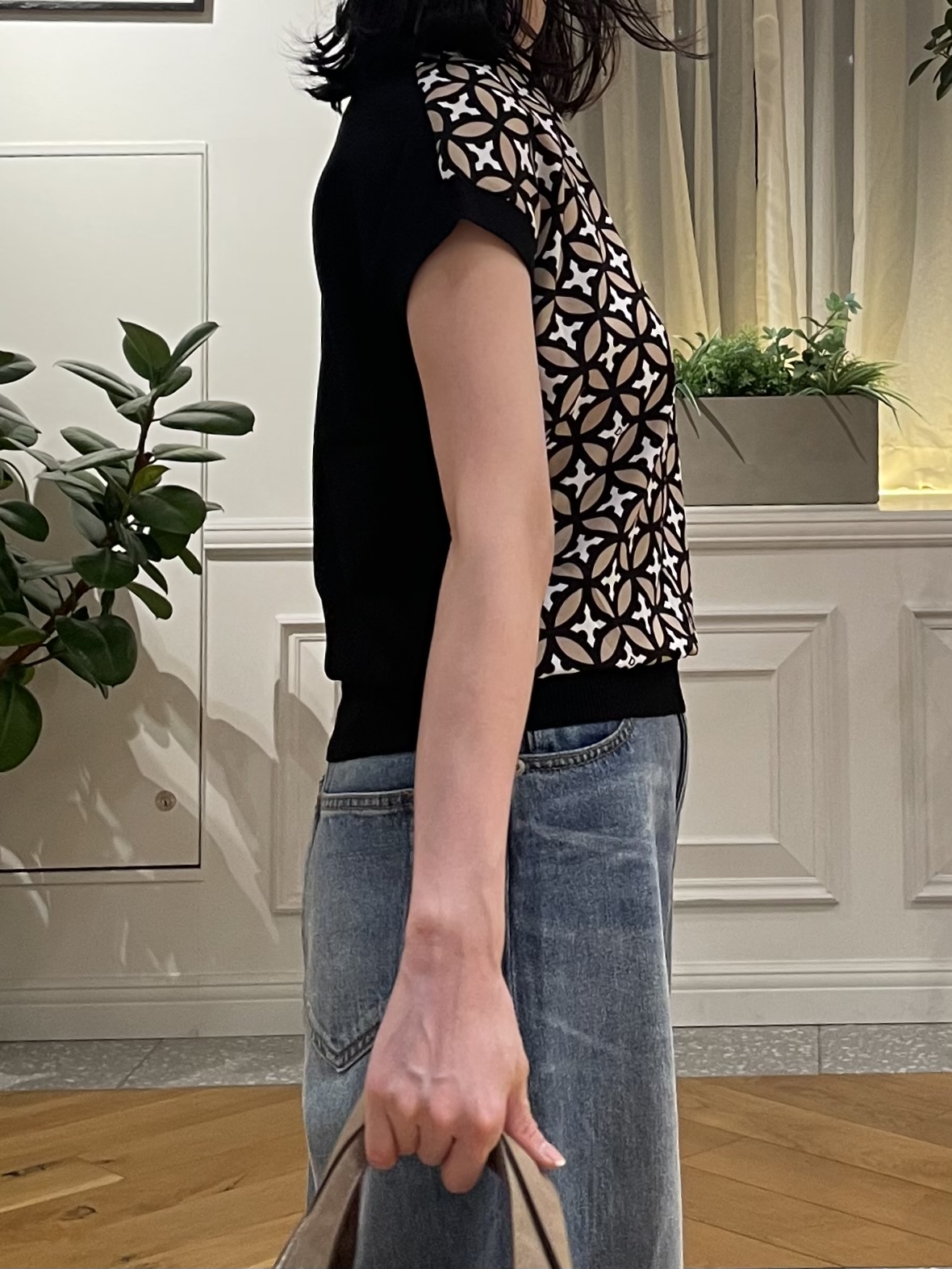 Lilyさんの「DRESSTERIOR｜ヴィンテージ加工ワイドデニムパンツ」を使ったコーディネート